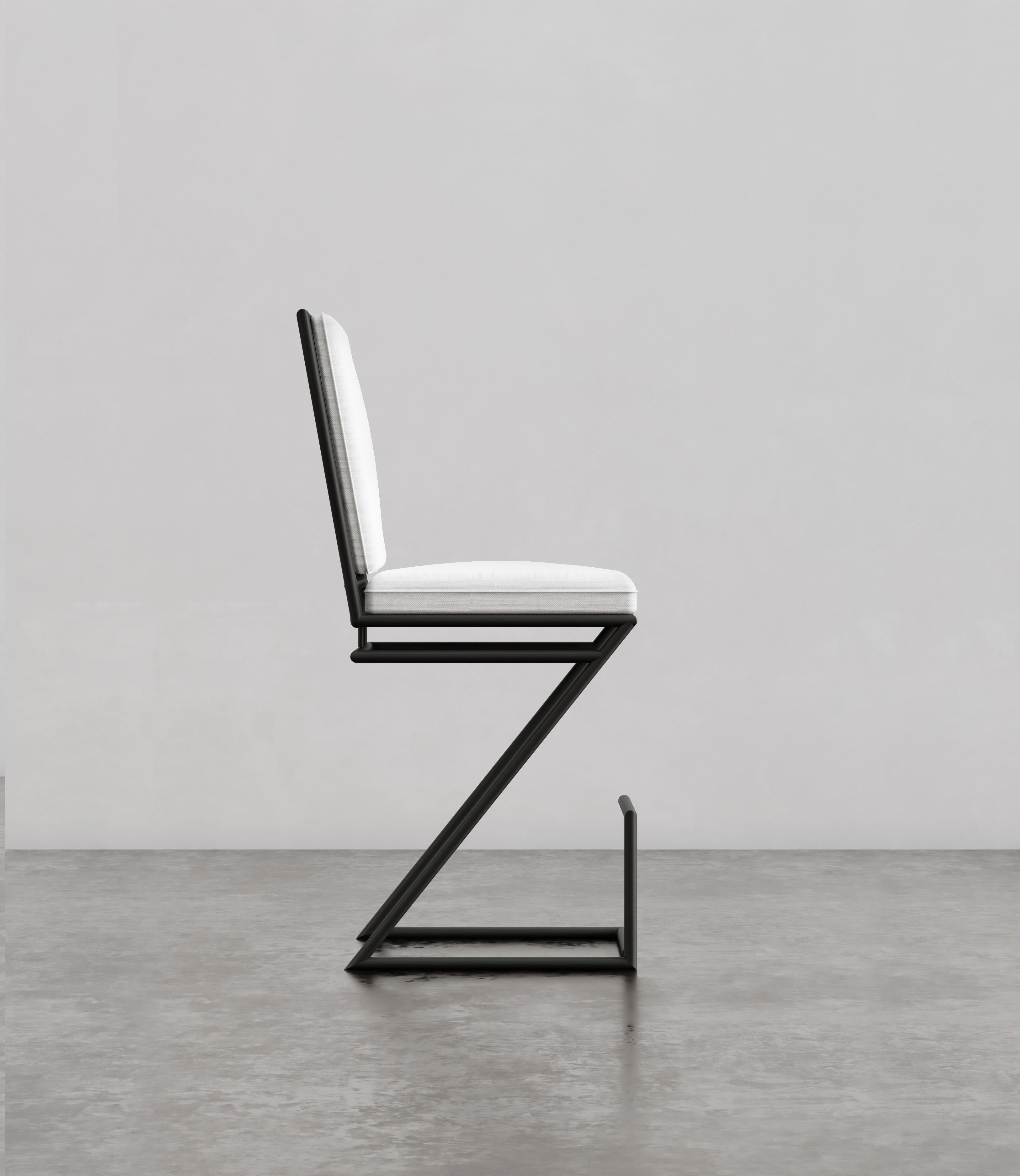 Sculpté à la main Artizan Tabouret de bar Atlas - Counter en vente