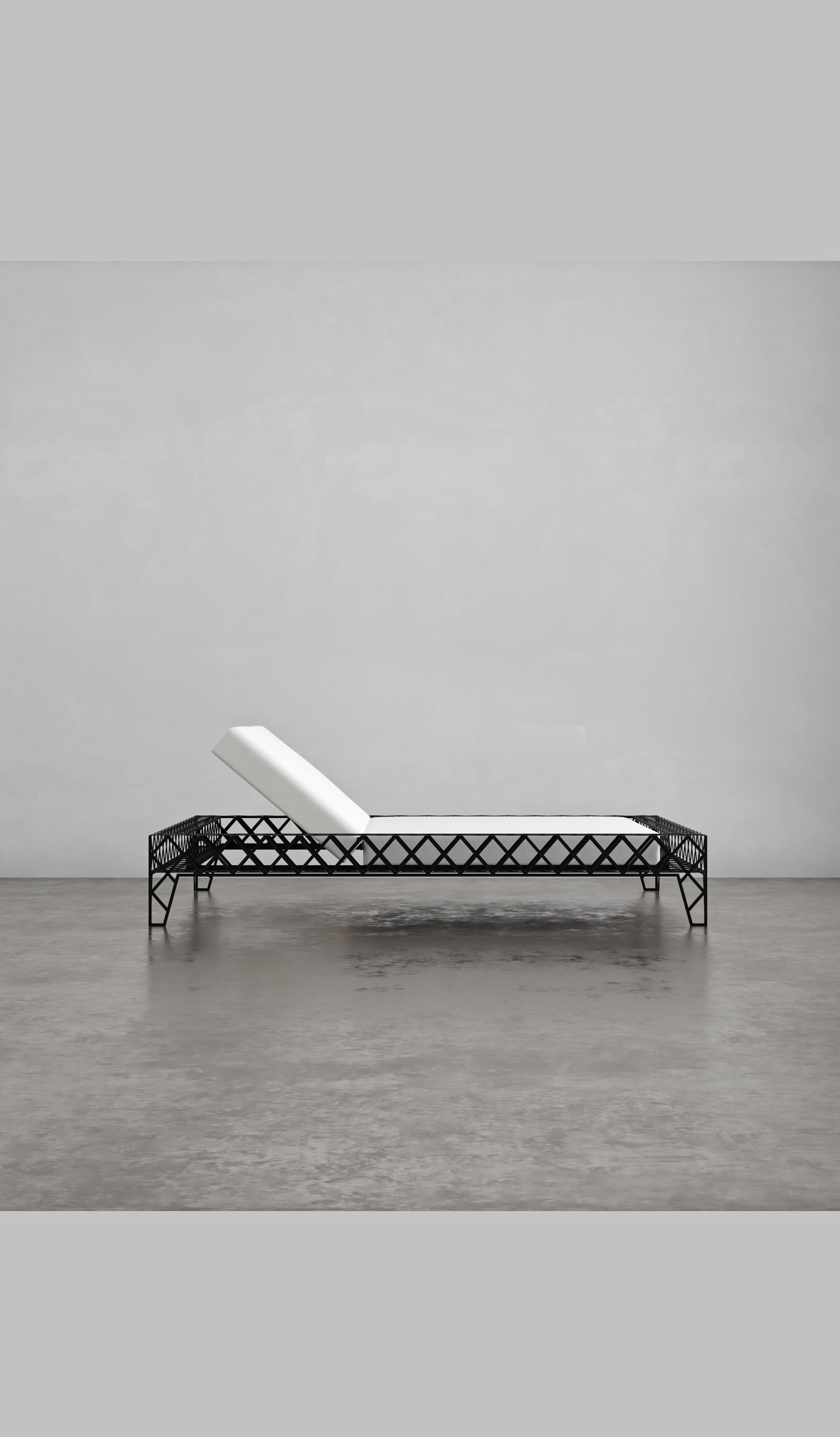 Intagliato a mano Artizan Chaise Lounge doppia Prism in vendita