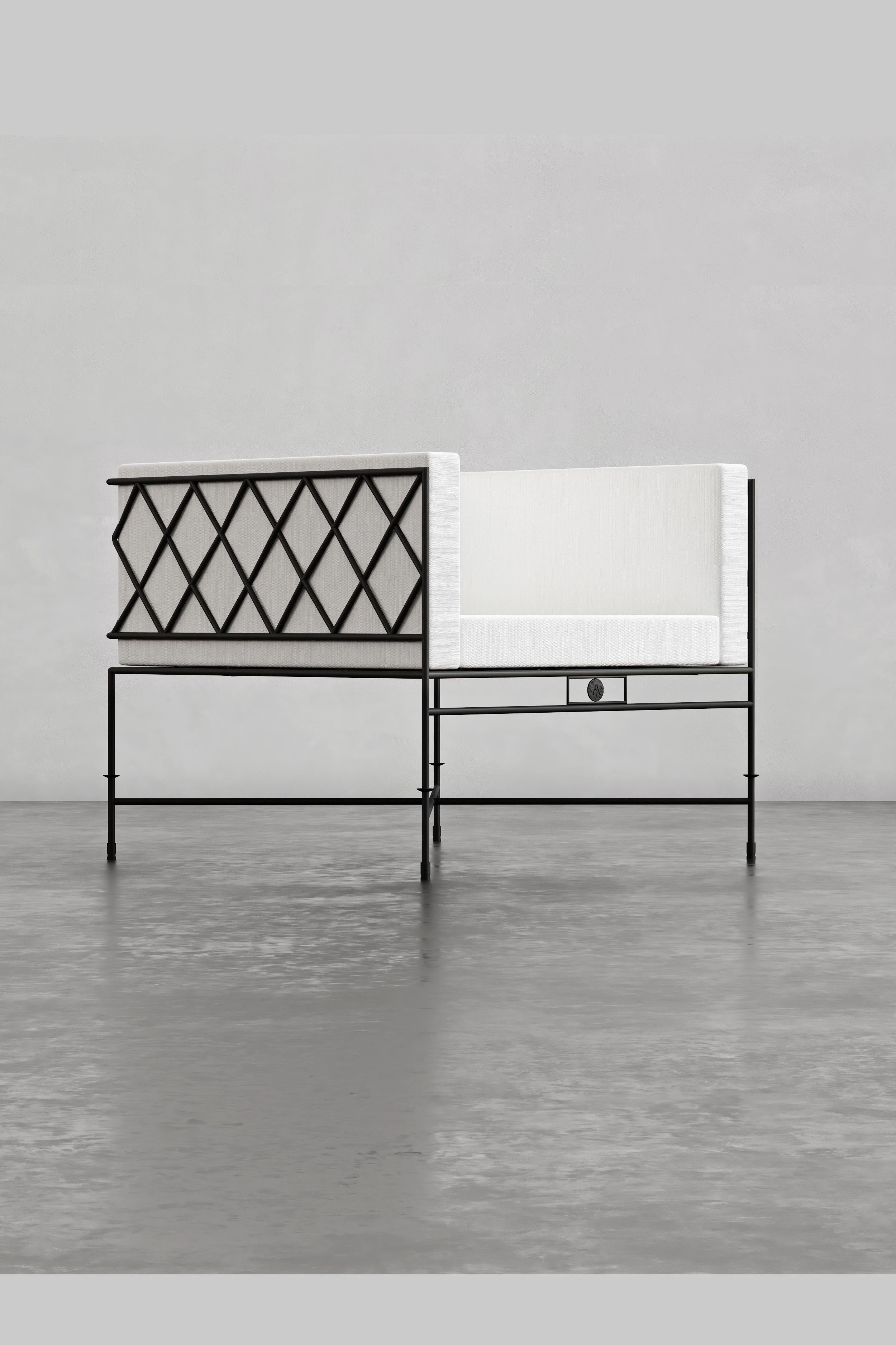 Sculpté à la main Fauteuil Tuxedo Artizan en vente