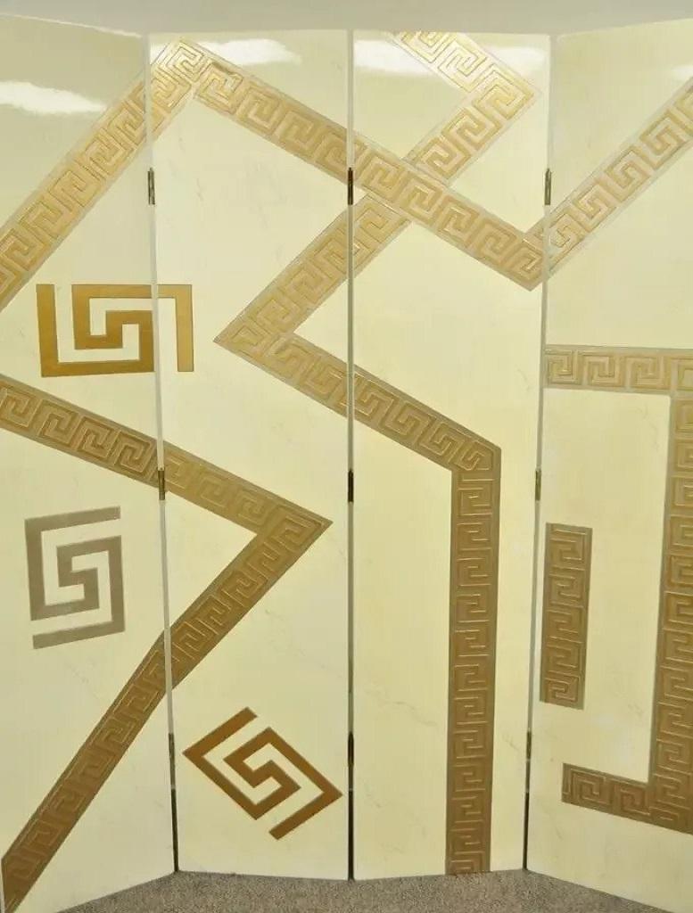 XX secolo Artmax Divisorio per ambienti in stile Hollywood Regency con chiave greca a 4 pannelli con schermo in oro crema in vendita