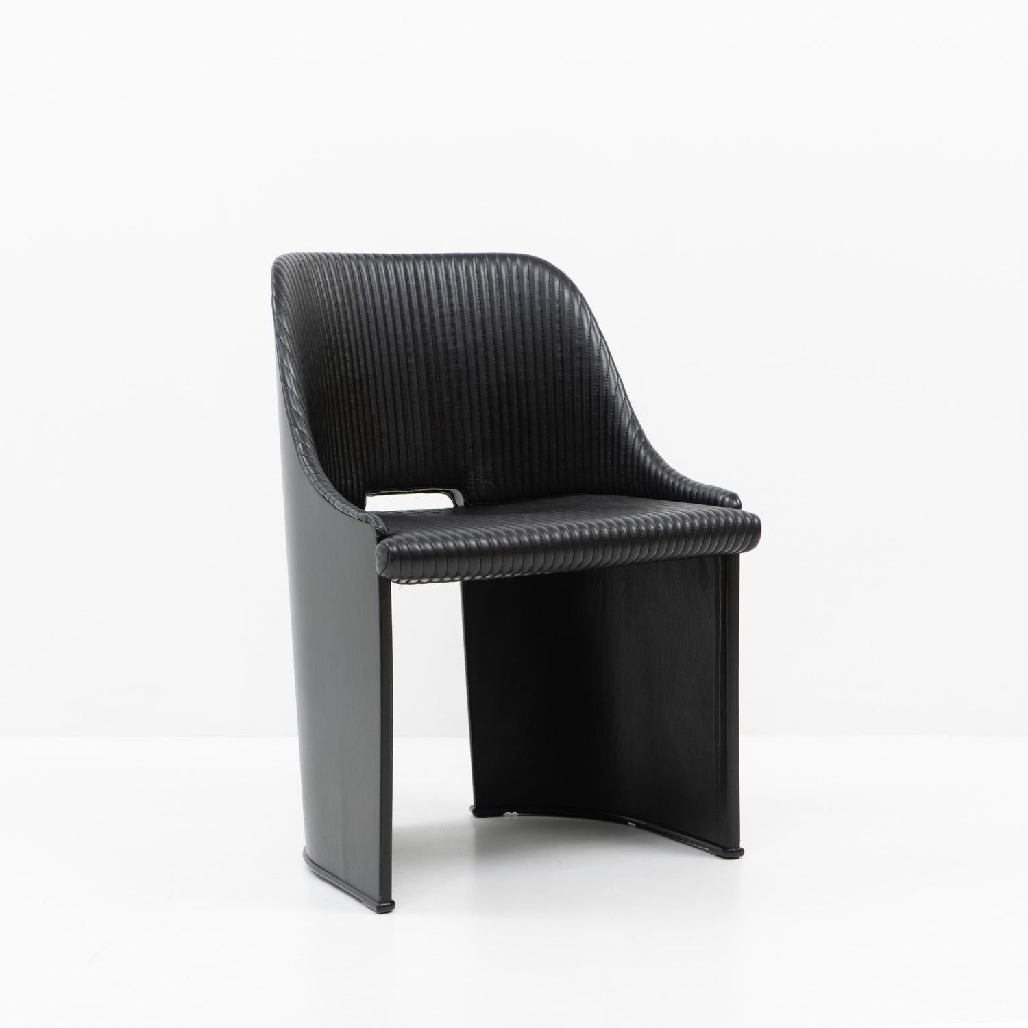 Post-Modern Artona 8551 Sidechair by Afra and Tobia Scarpa for Maxalto - 1980s For Sale