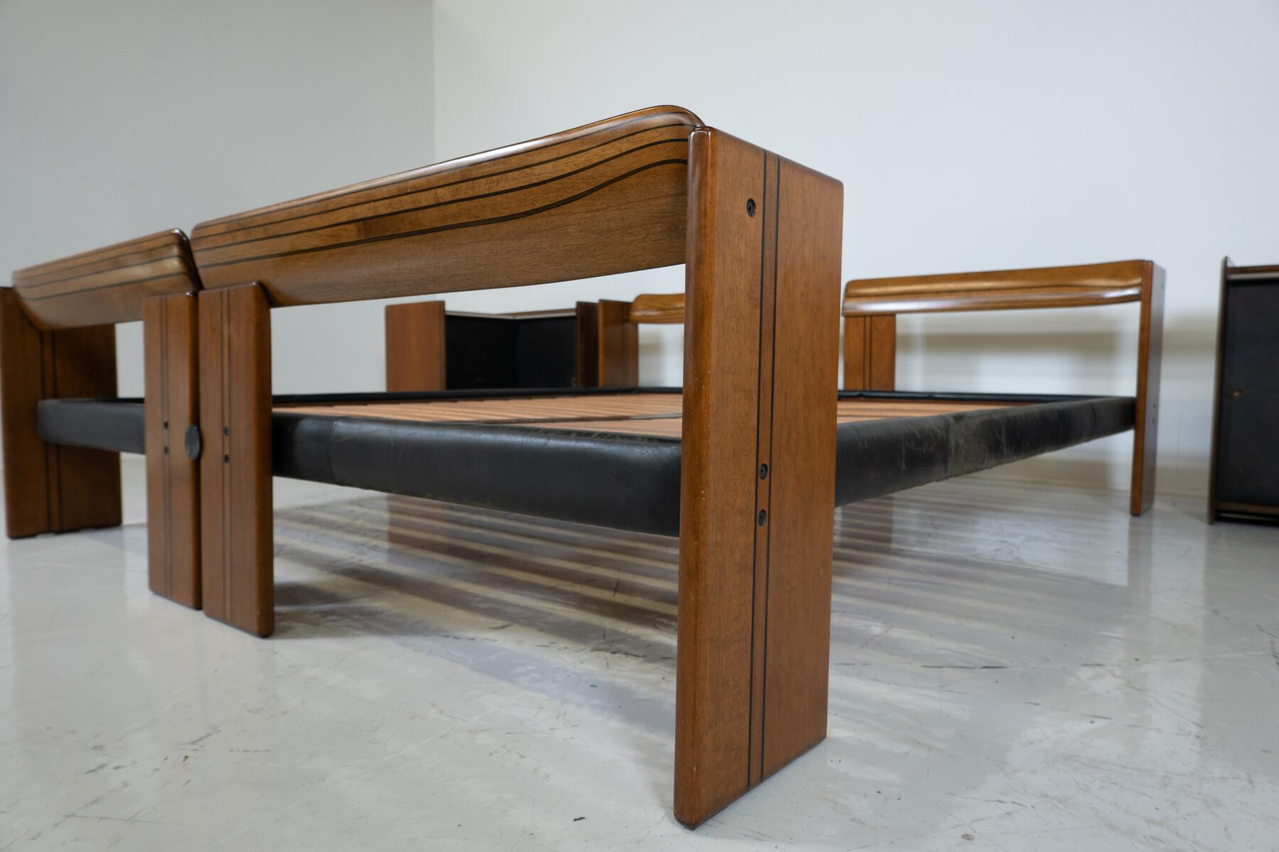Artona Bed by Afra and Tobia Scarpa for Maxalto, with Matching Nightstands For Sale 7