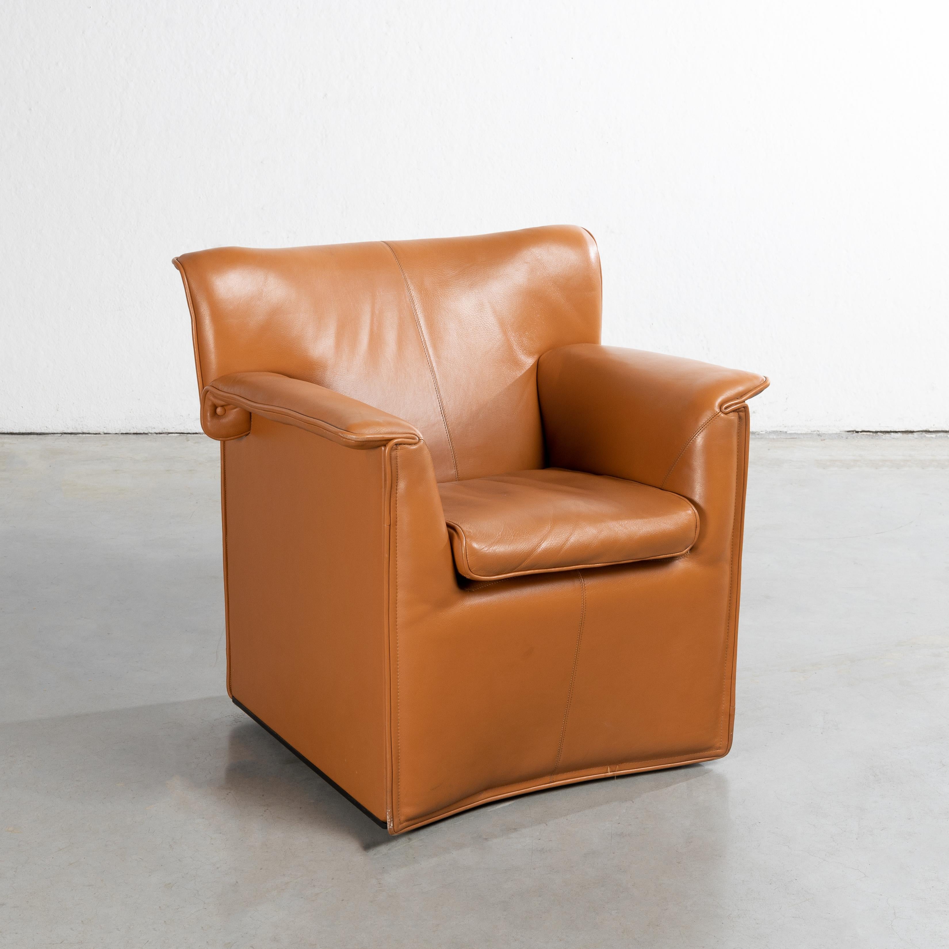Artona by Afra & Tobia Scarpa – Walnut veneer laminate desk and chair For Sale 8