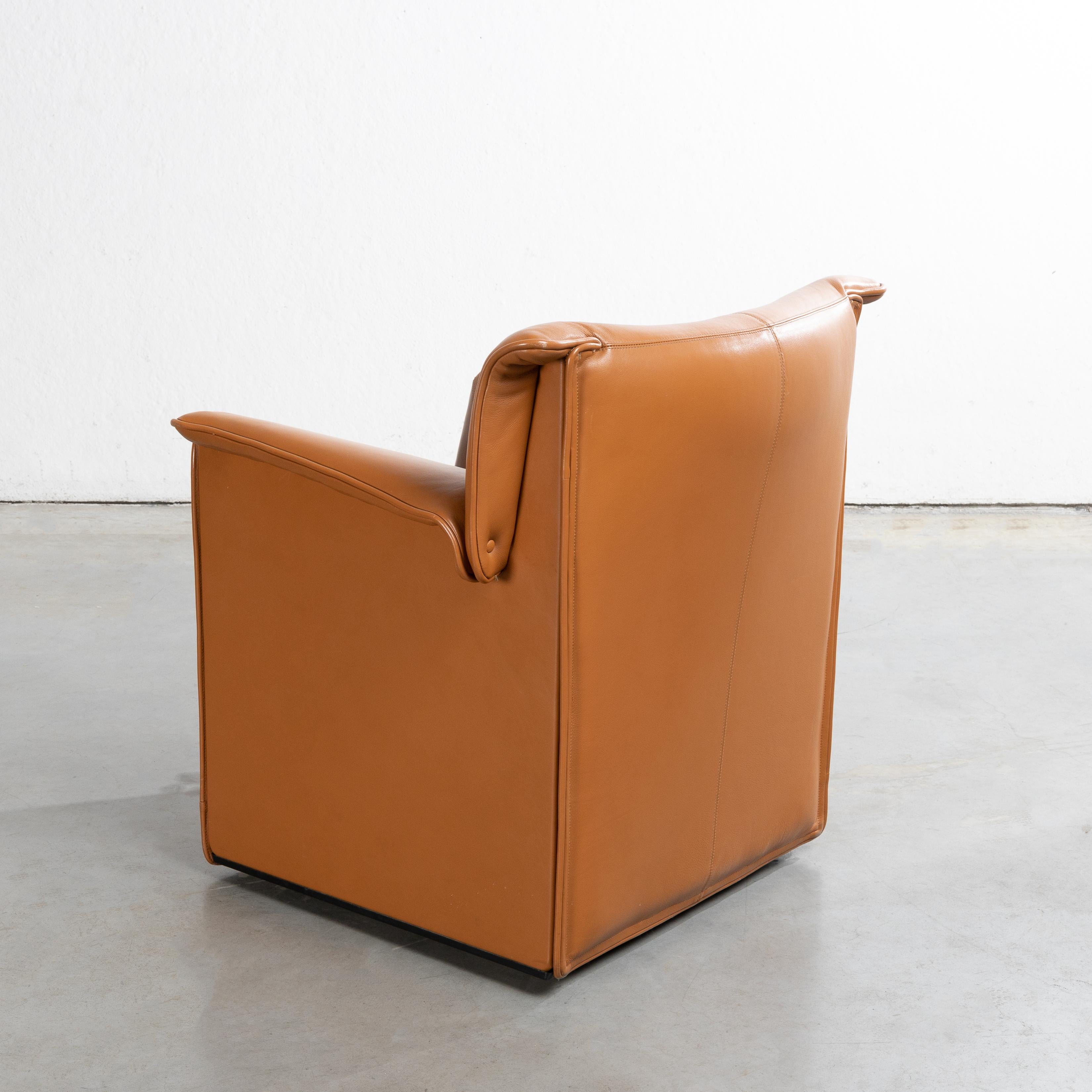 Artona by Afra & Tobia Scarpa – Walnut veneer laminate desk and chair For Sale 10