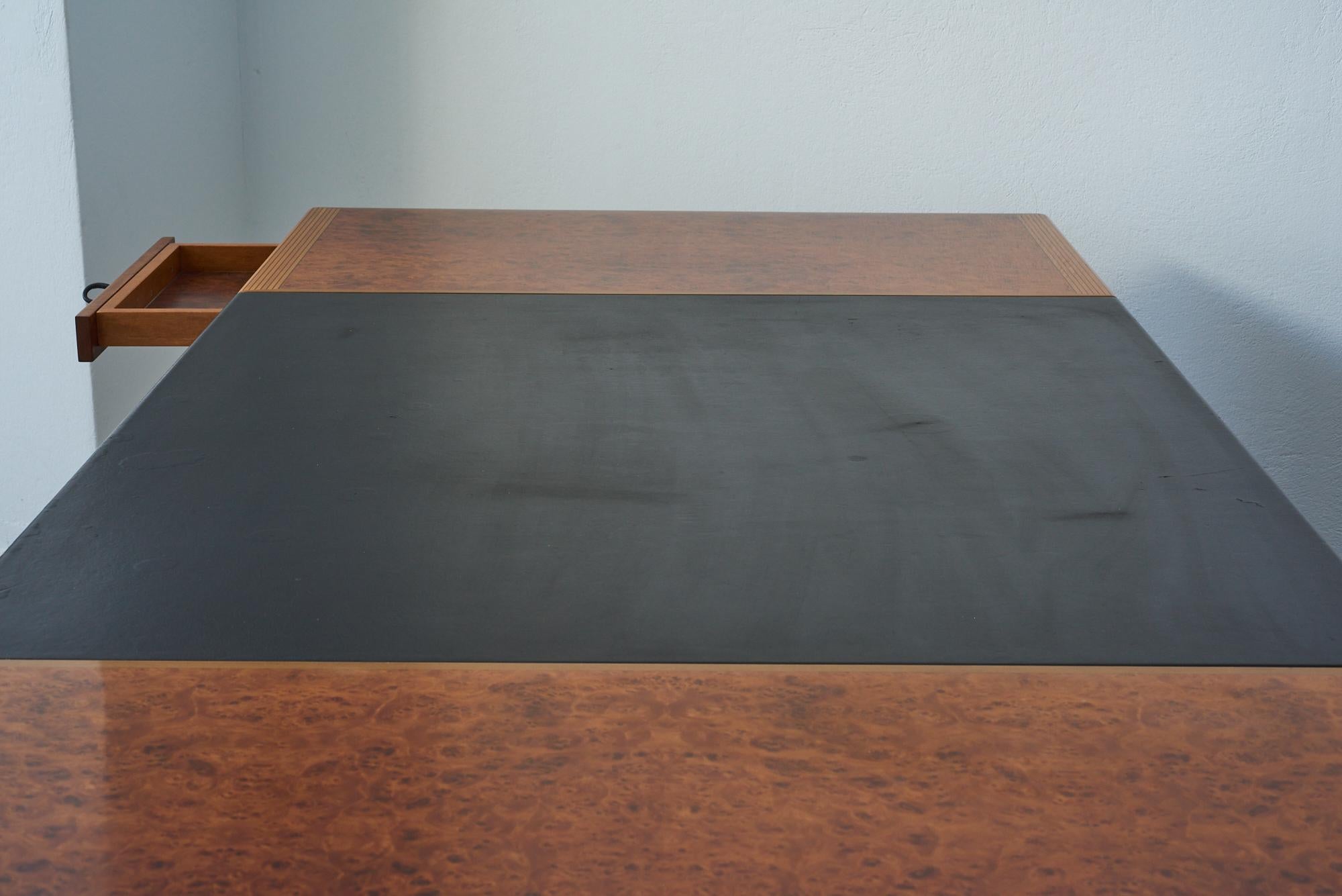 Late 20th Century Artona desk designed by Afra and Tobia Scarpa for Maxalto 1979. For Sale