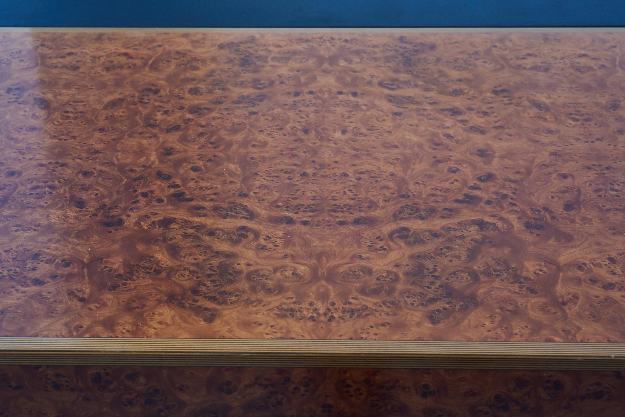 Leather Artona desk designed by Afra and Tobia Scarpa for Maxalto 1979. For Sale