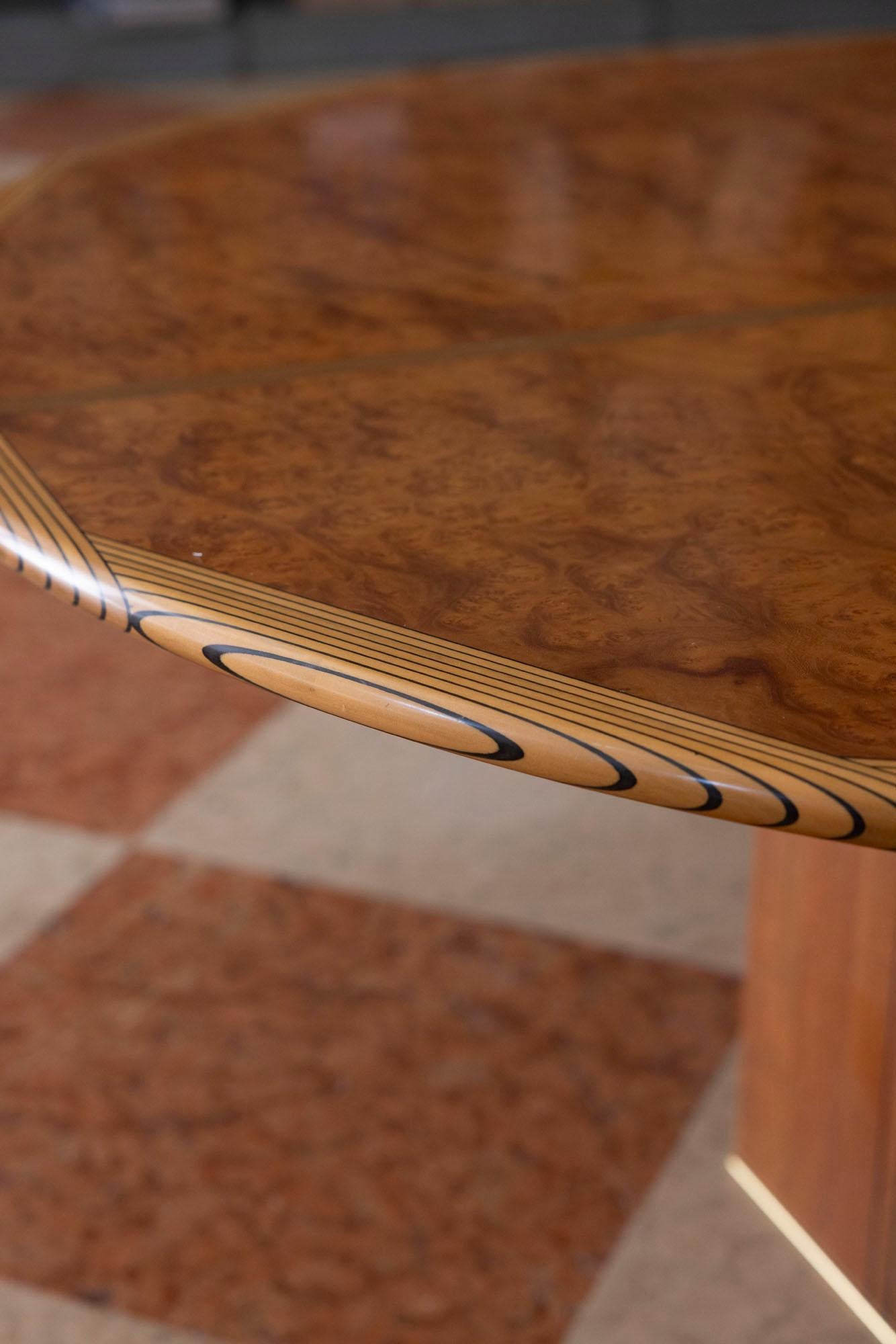 Italian Artona dining table by Afra & Tobia Scarpa, produced by Maxalto Italy, 1970 For Sale