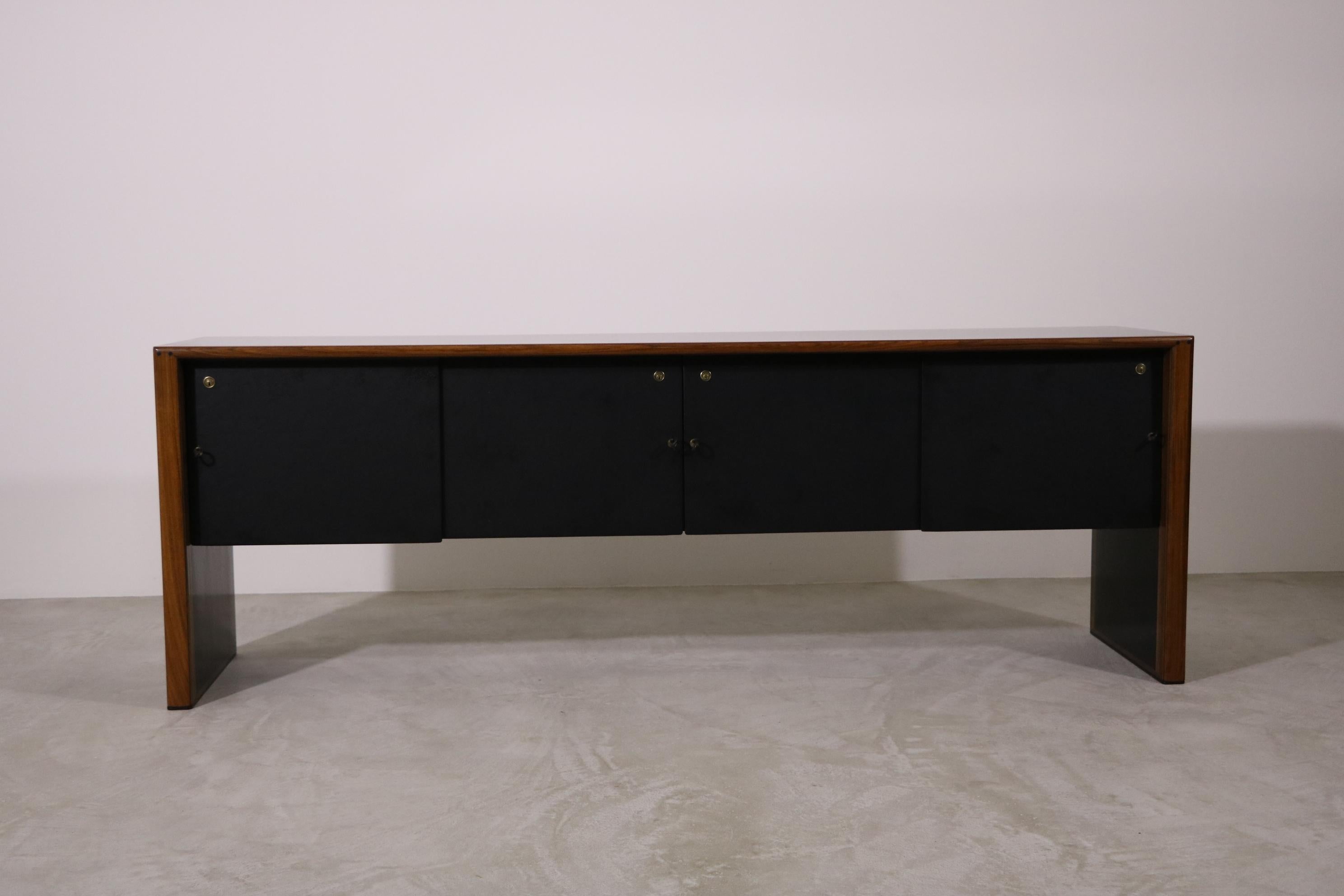 'Artona' sideboard by Afra & Tobia Scarpa for Maxalto 

As an Italian architect and designer, Tobia Scarpa has left his mark on a special and Italian style and taste with his designs and formal language, which is very well illustrated in this