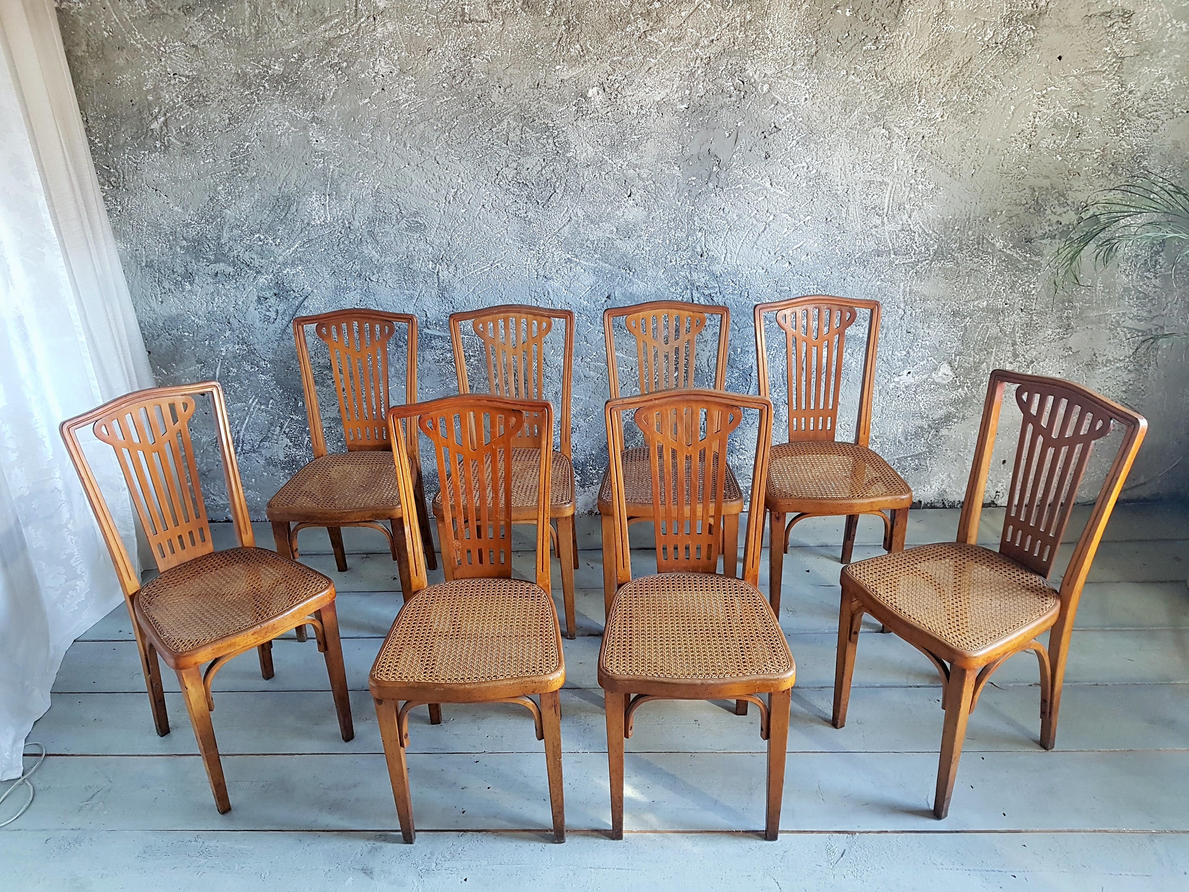Arts and Craft Art Nouveau Set of 8 Bentwood Chairs Signed Thonet, 1900 For Sale 12