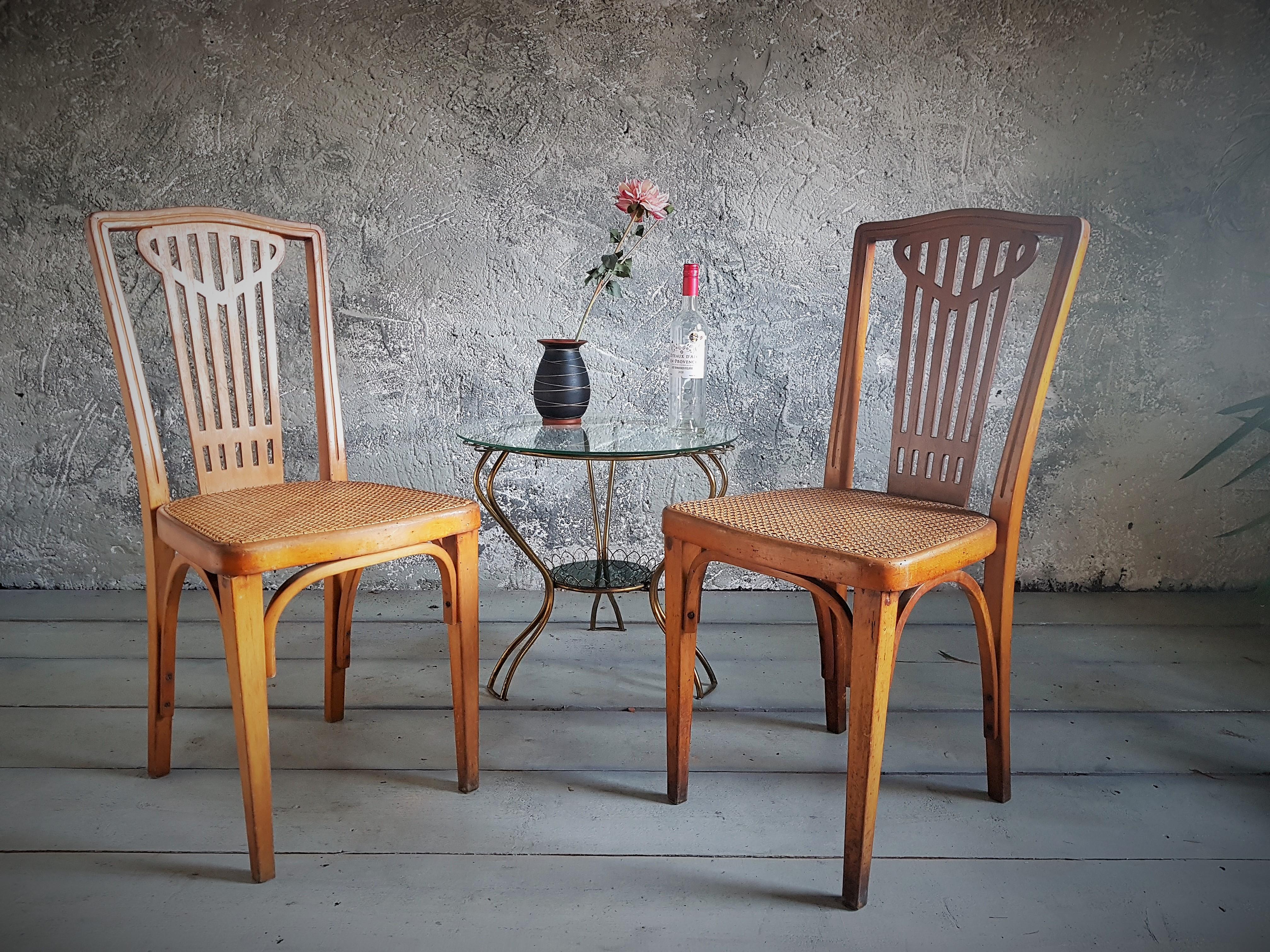 Arts and Craft Art Nouveau Set of 8 Bentwood Chairs Signed Thonet, 1900 For Sale 15