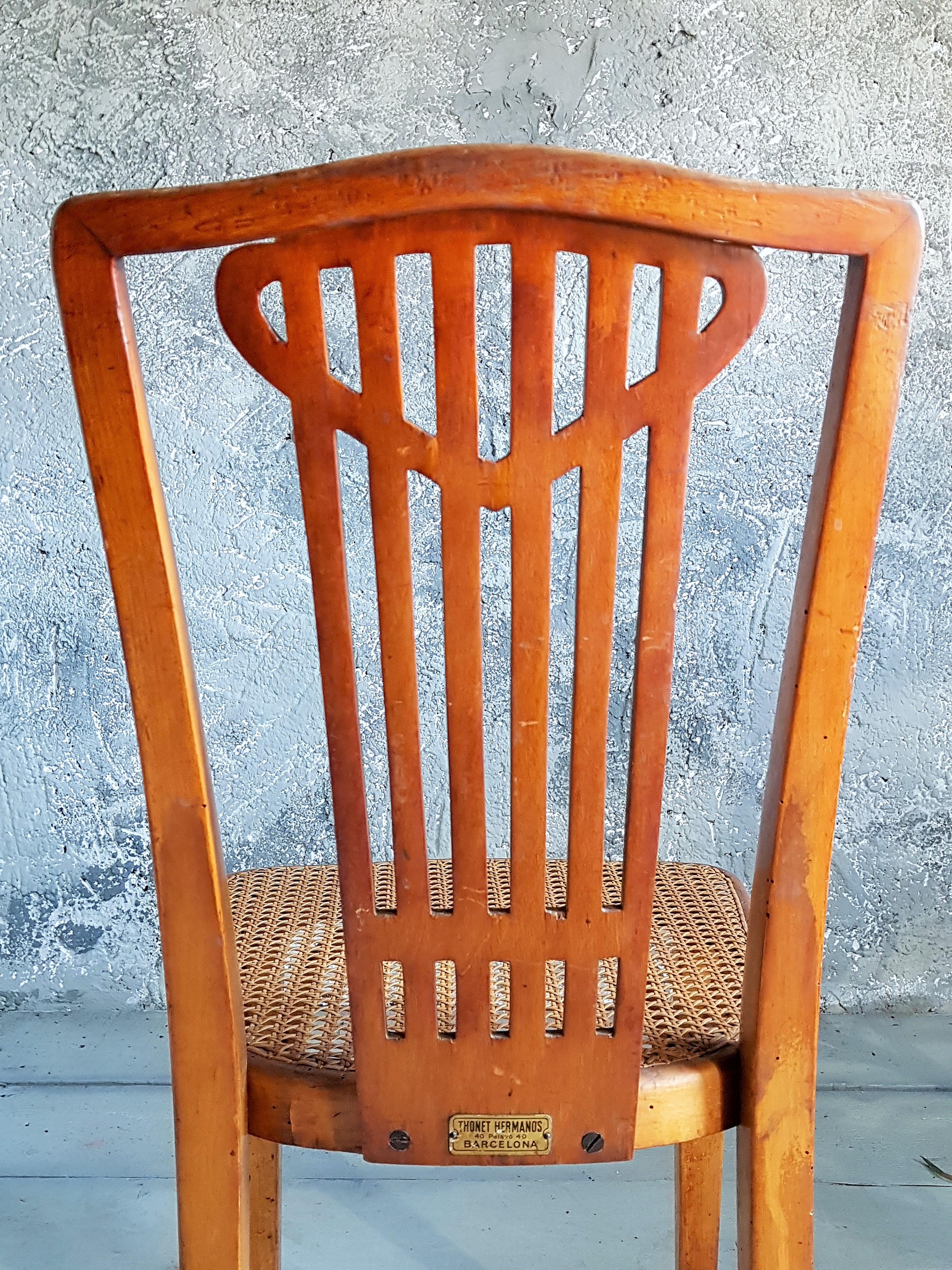 Ensemble de 8 chaises en bois cintré Arts and Craft Art Nouveau signées Thonet, 1900 en vente 1