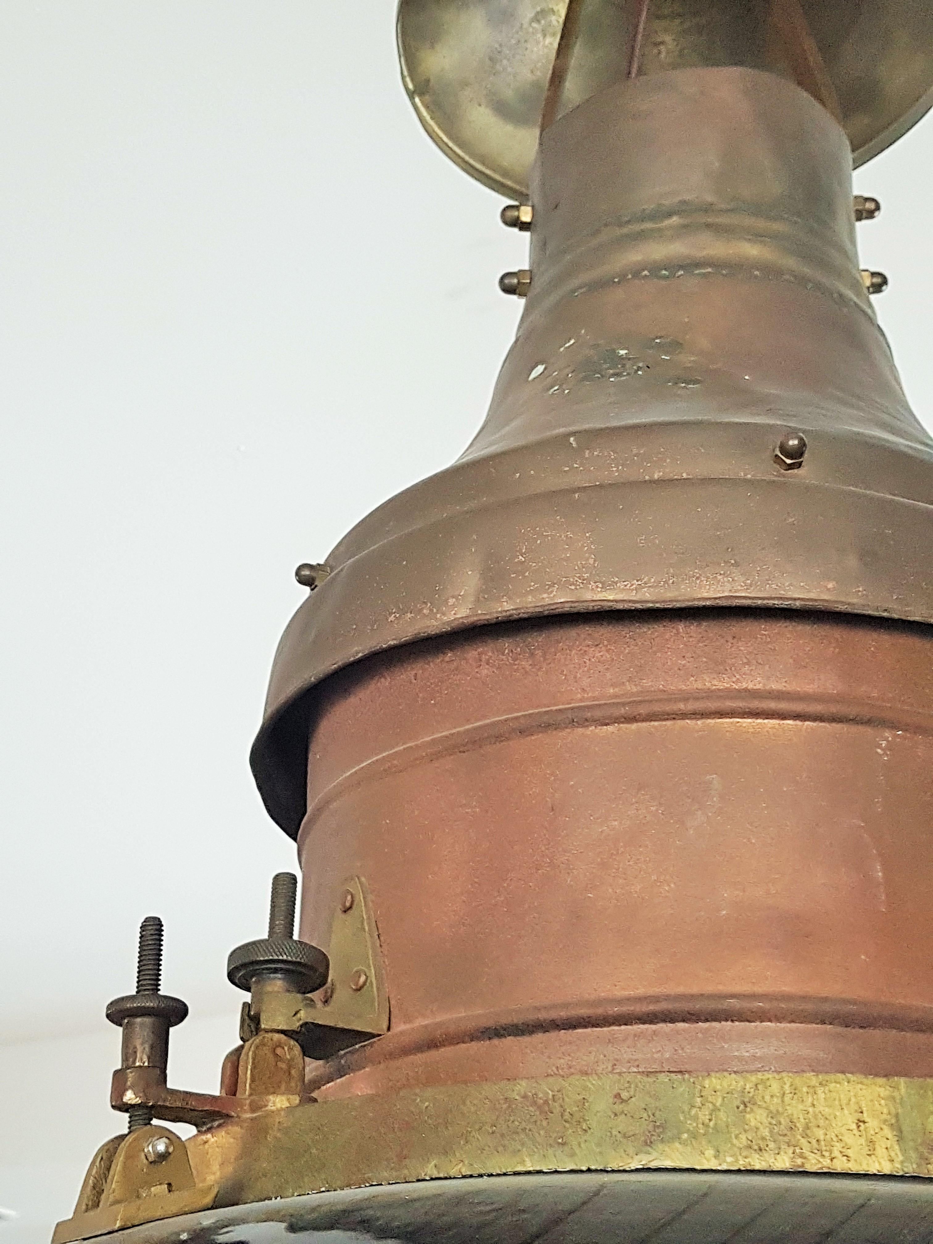 Lampe de bateau à vapeur Steampunk Arts and Craft en laiton et cuivre, Angleterre, 1890 11
