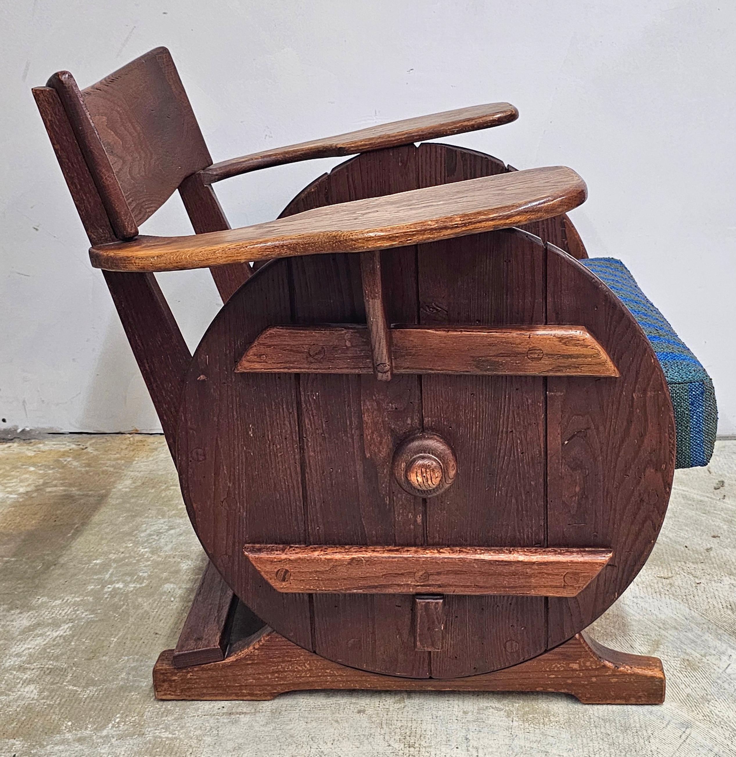 Arts and Crafts Adirondack Mission Eichenholz & Blau gepolsterter Loungesessel, ca. 1920er Jahre im Zustand „Gut“ im Angebot in Germantown, MD