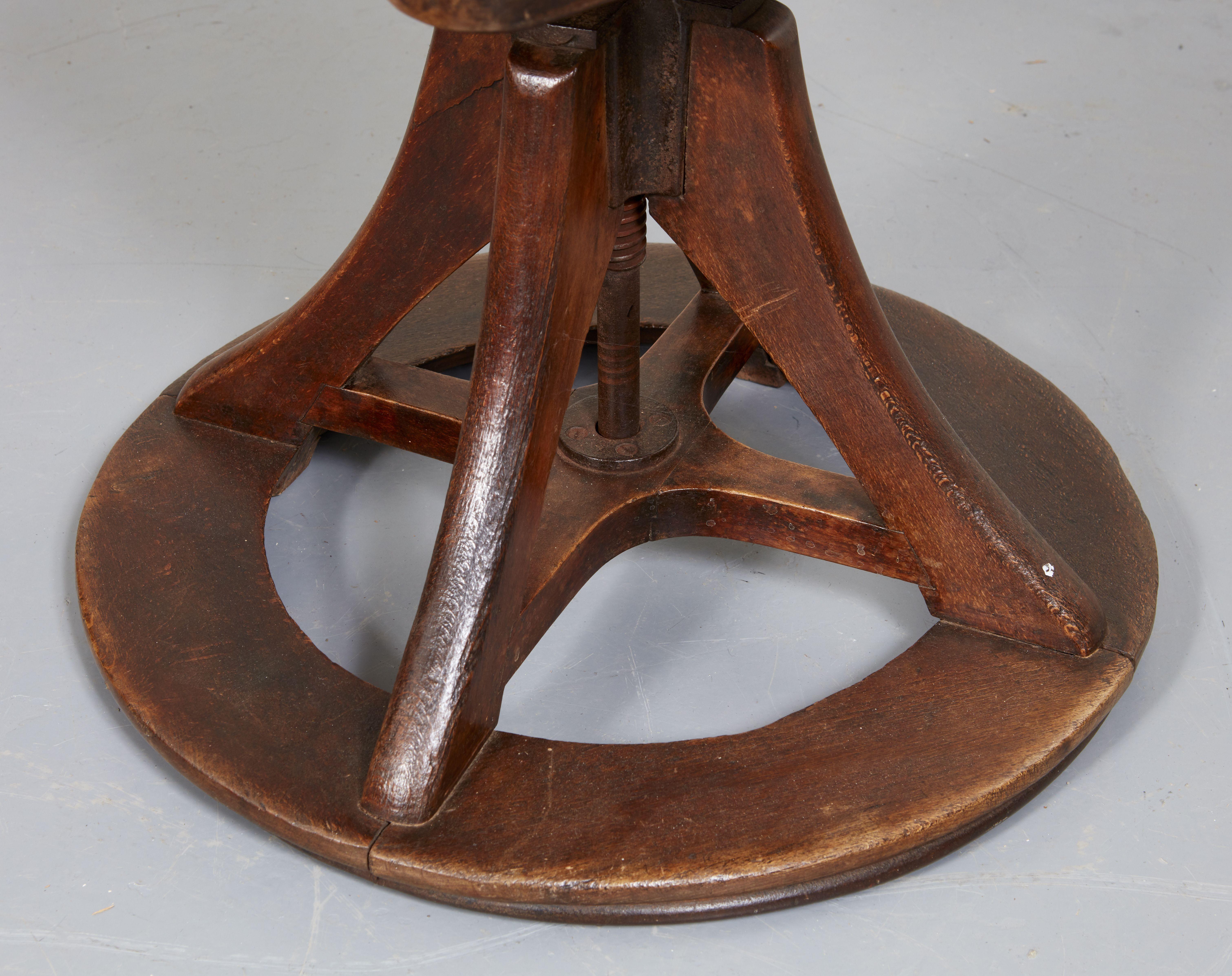Early 20th Century Arts & Crafts Adjustable Work Chair For Sale