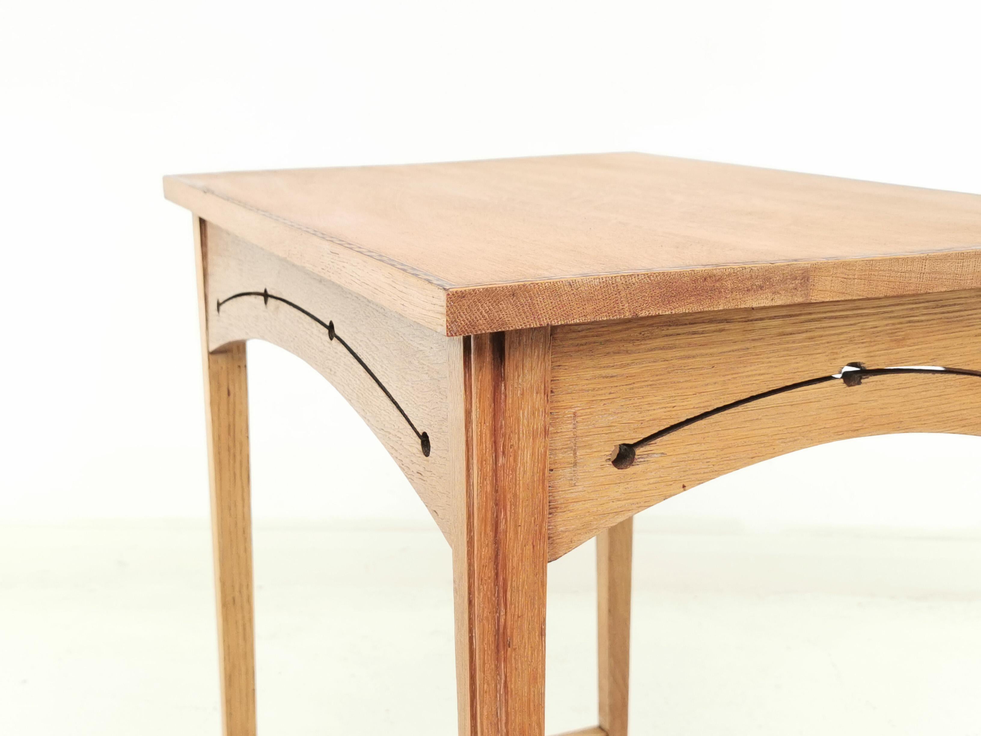British Arts & Crafts Antique Oak Side Table