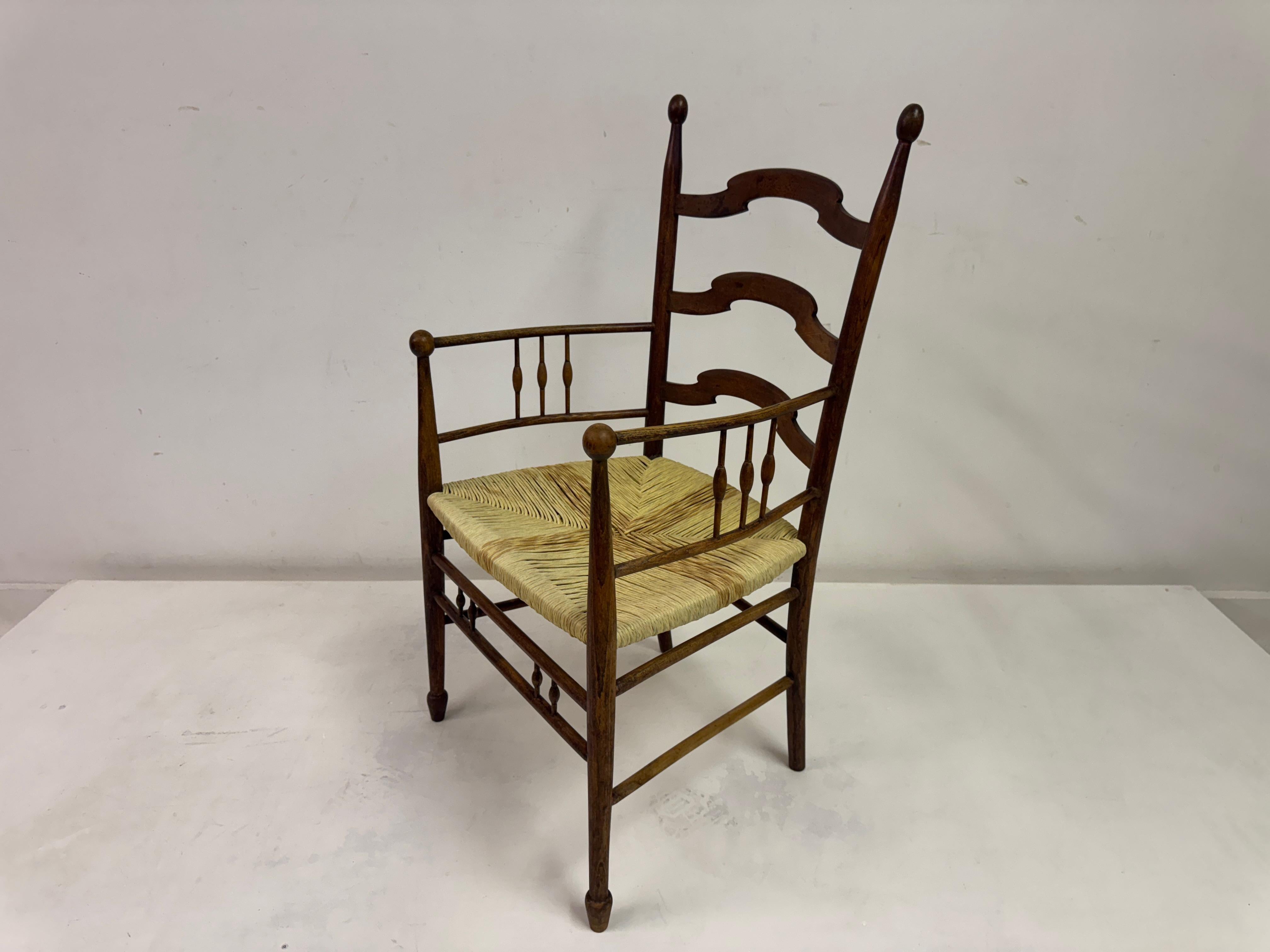 Fauteuil Arts and Crafts en orme Peut-être pour Liberty & Co en vente 5