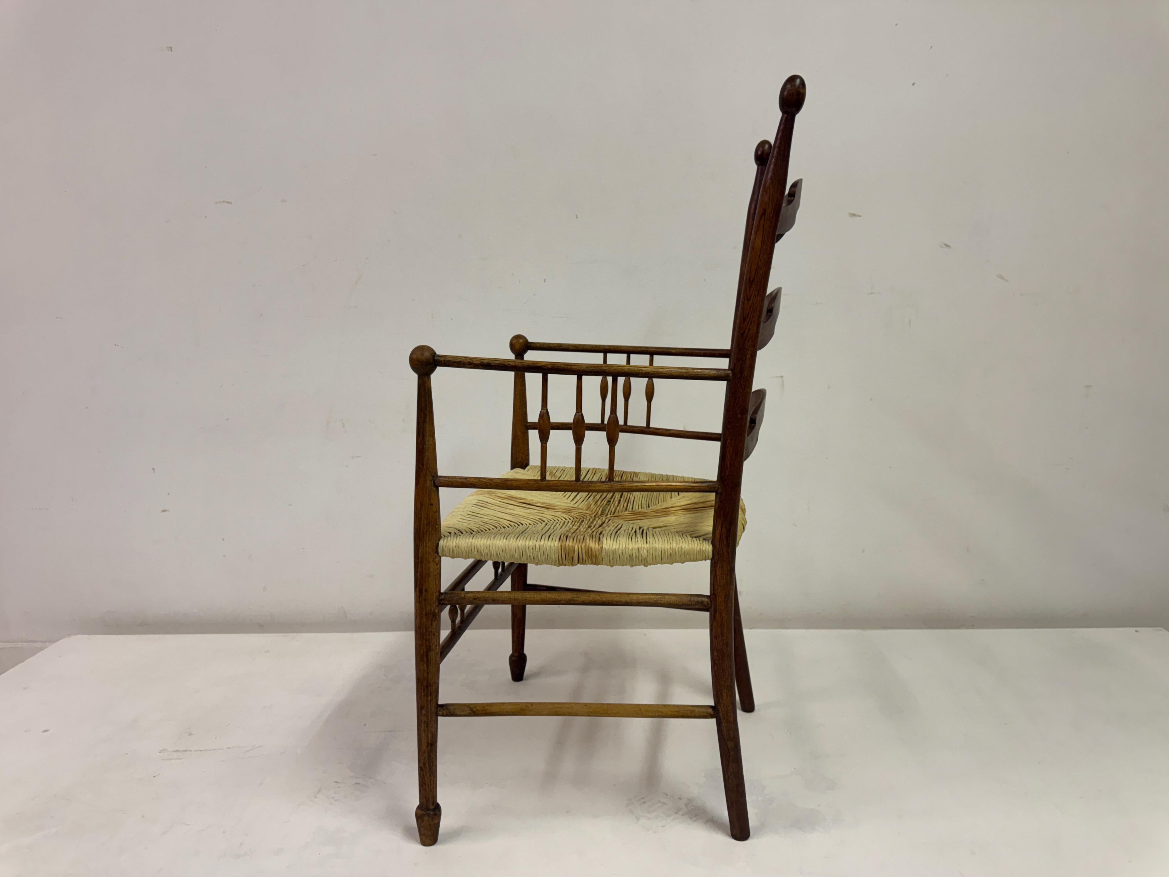 Fauteuil Arts and Crafts en orme Peut-être pour Liberty & Co en vente 8