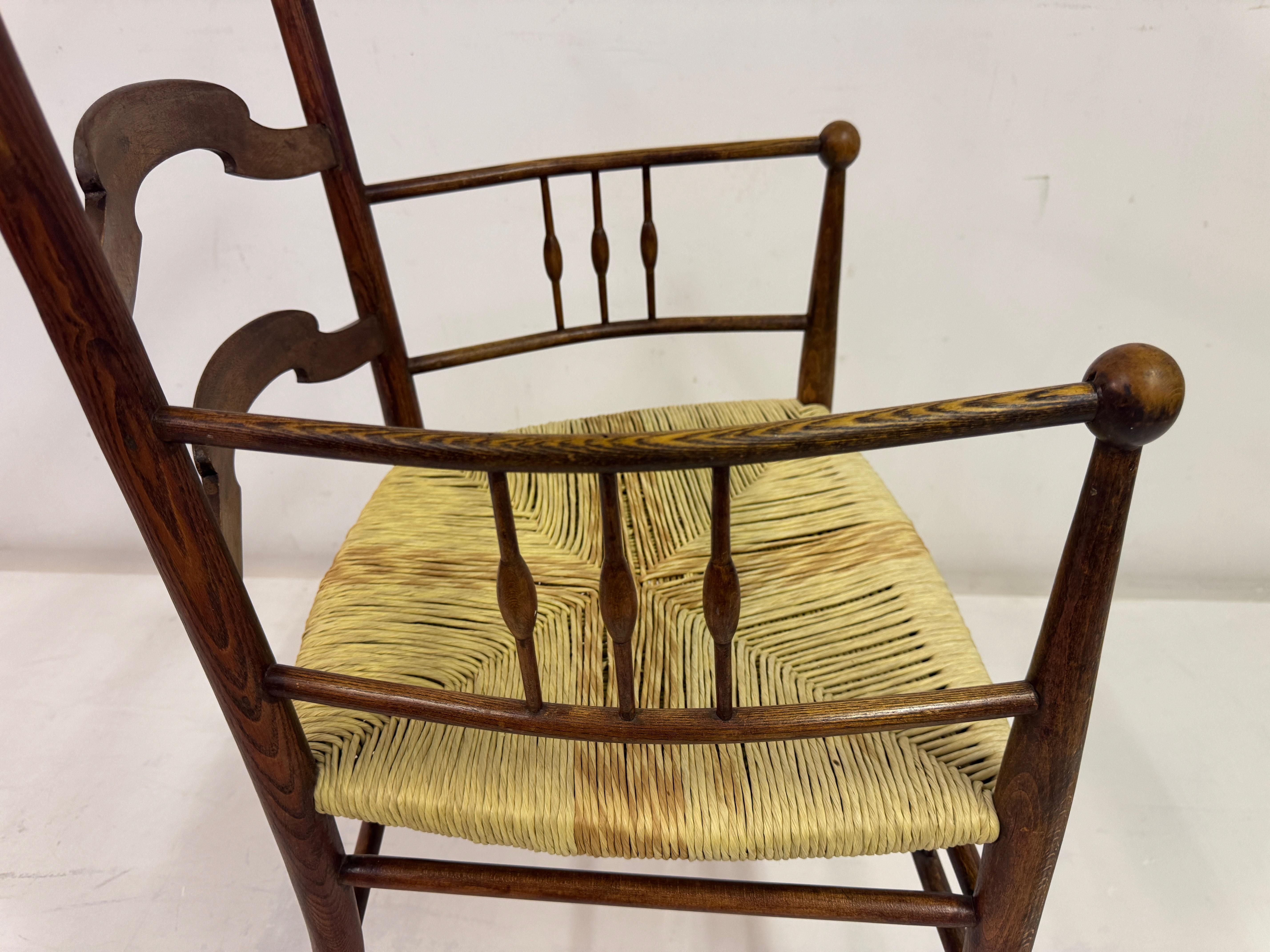 Fauteuil Arts and Crafts en orme Peut-être pour Liberty & Co en vente 13