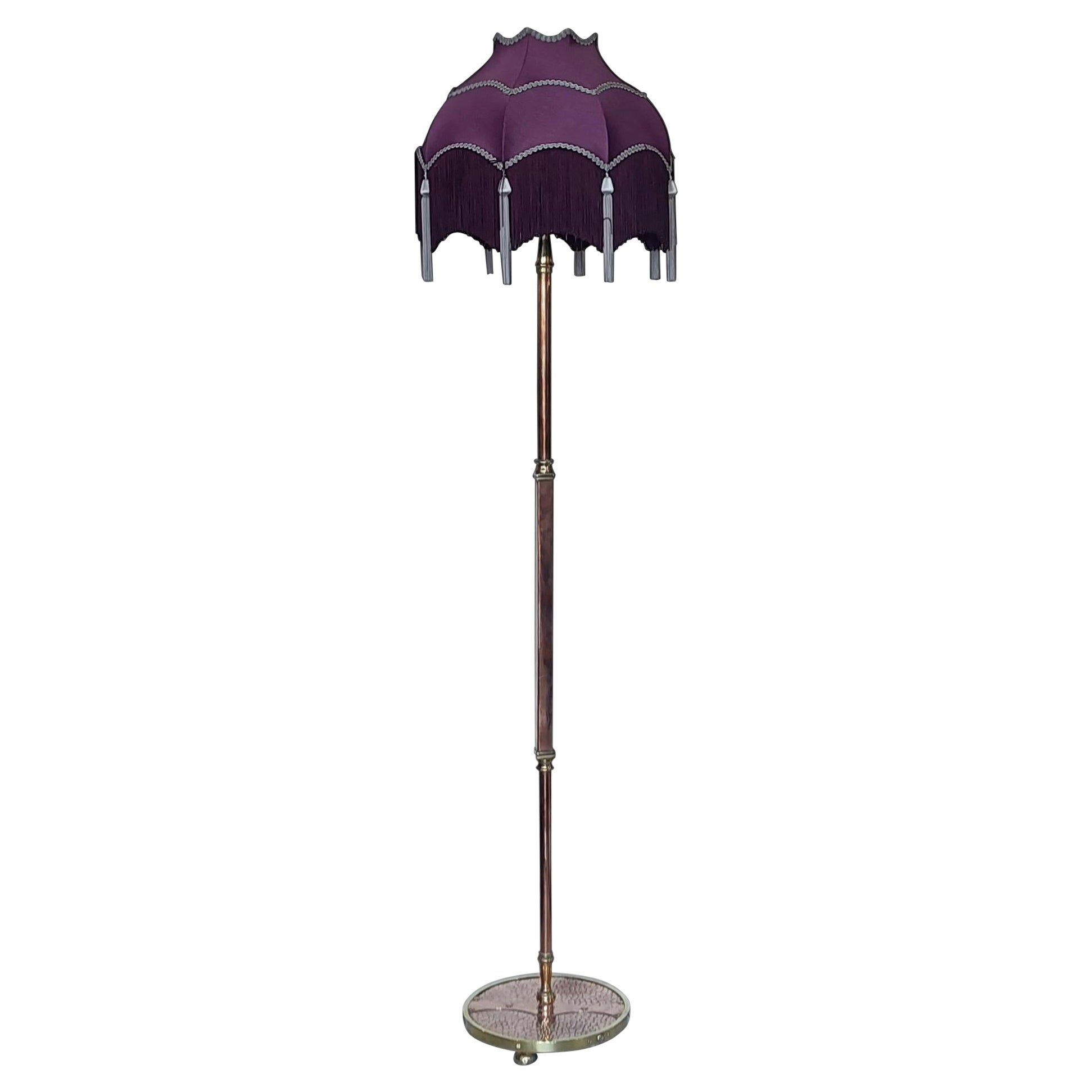 Arts and Crafts Beaten-Stehlampe aus Kupfer und Messing