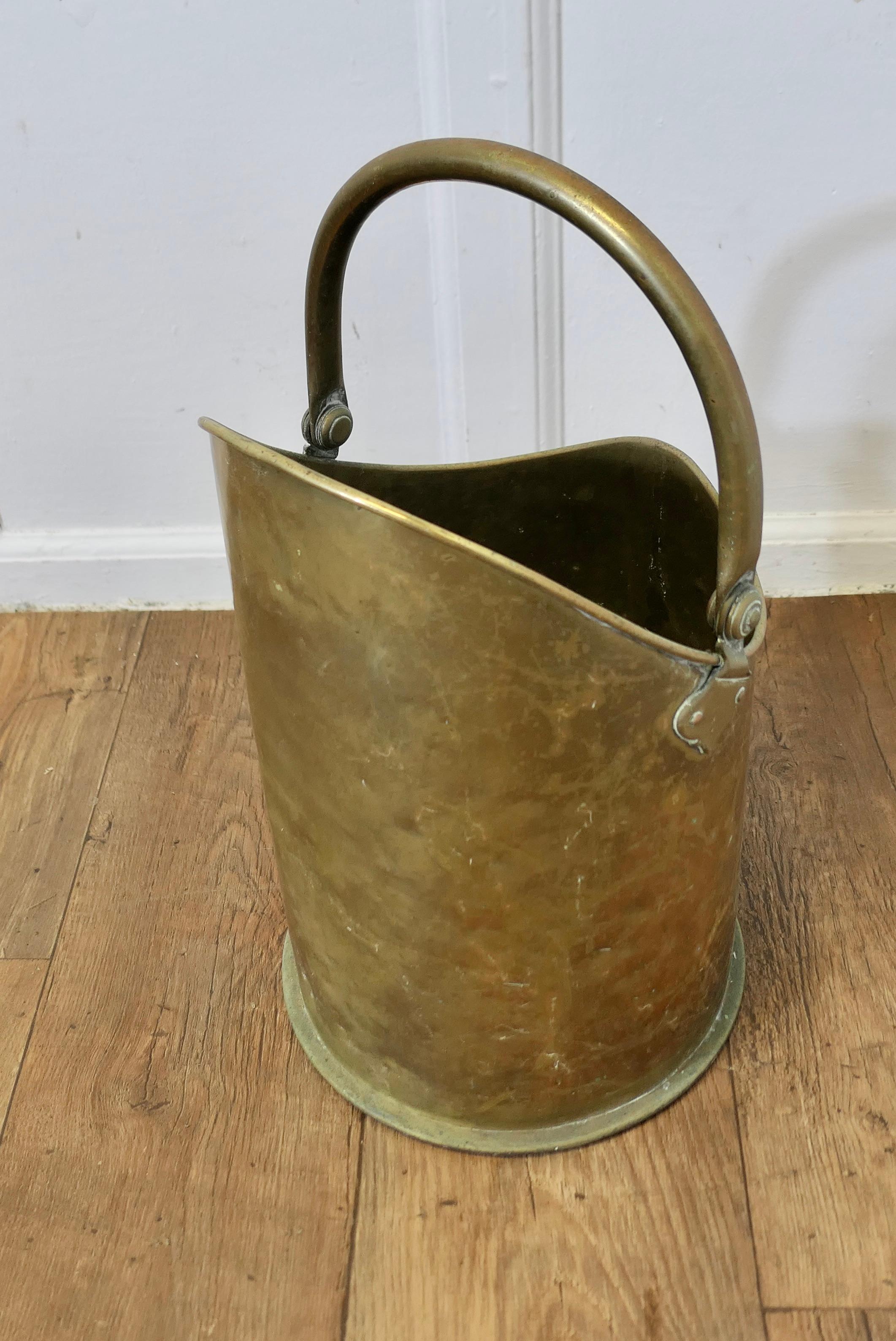 Arts and Crafts Brass Coal Bucket, Scuttle For Sale 1