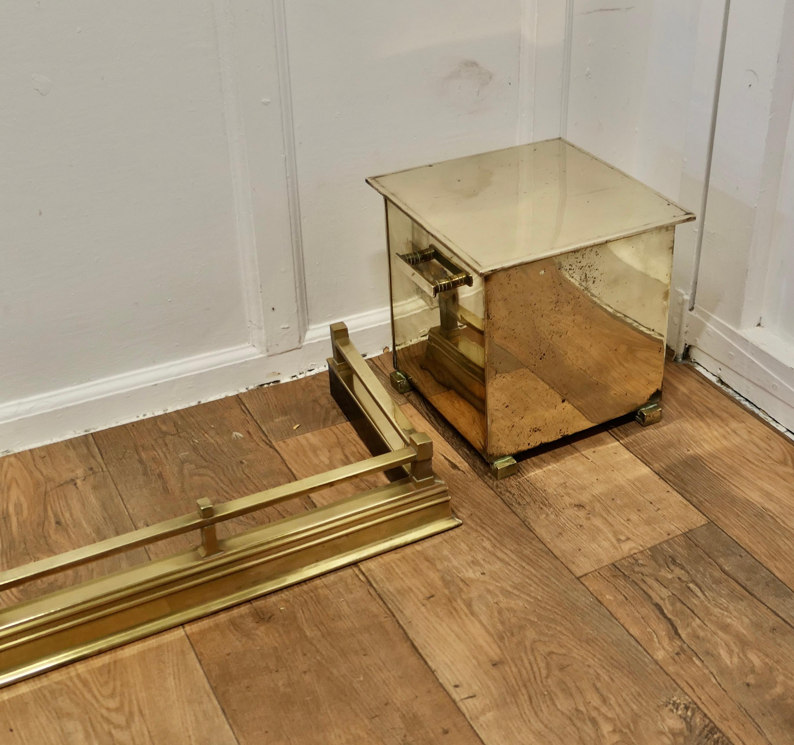 Arts and Crafts Brass Fender with Coal and Log Boxes    For Sale 1