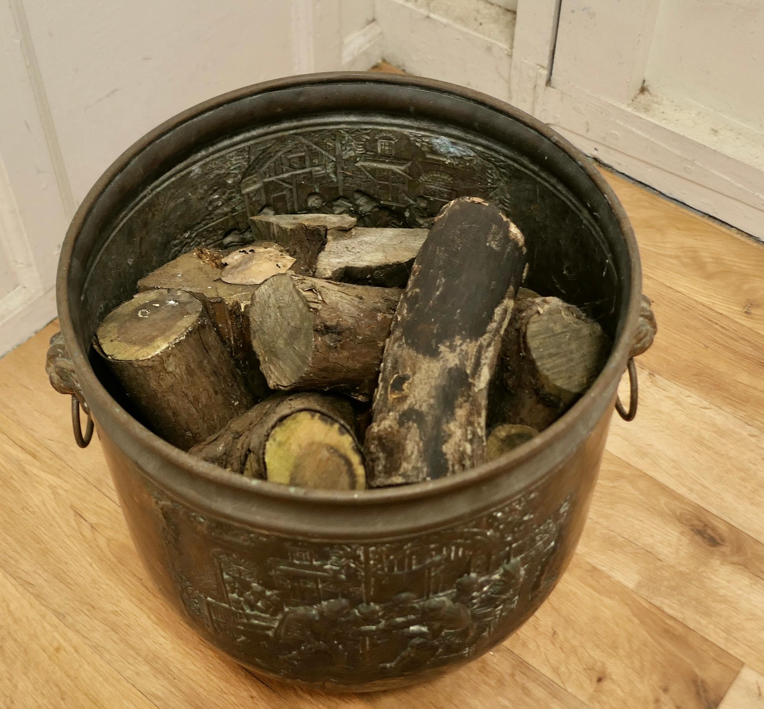Arts and Crafts Brass Log or Coal Bin, with Tavern Scenes In Good Condition For Sale In Chillerton, Isle of Wight