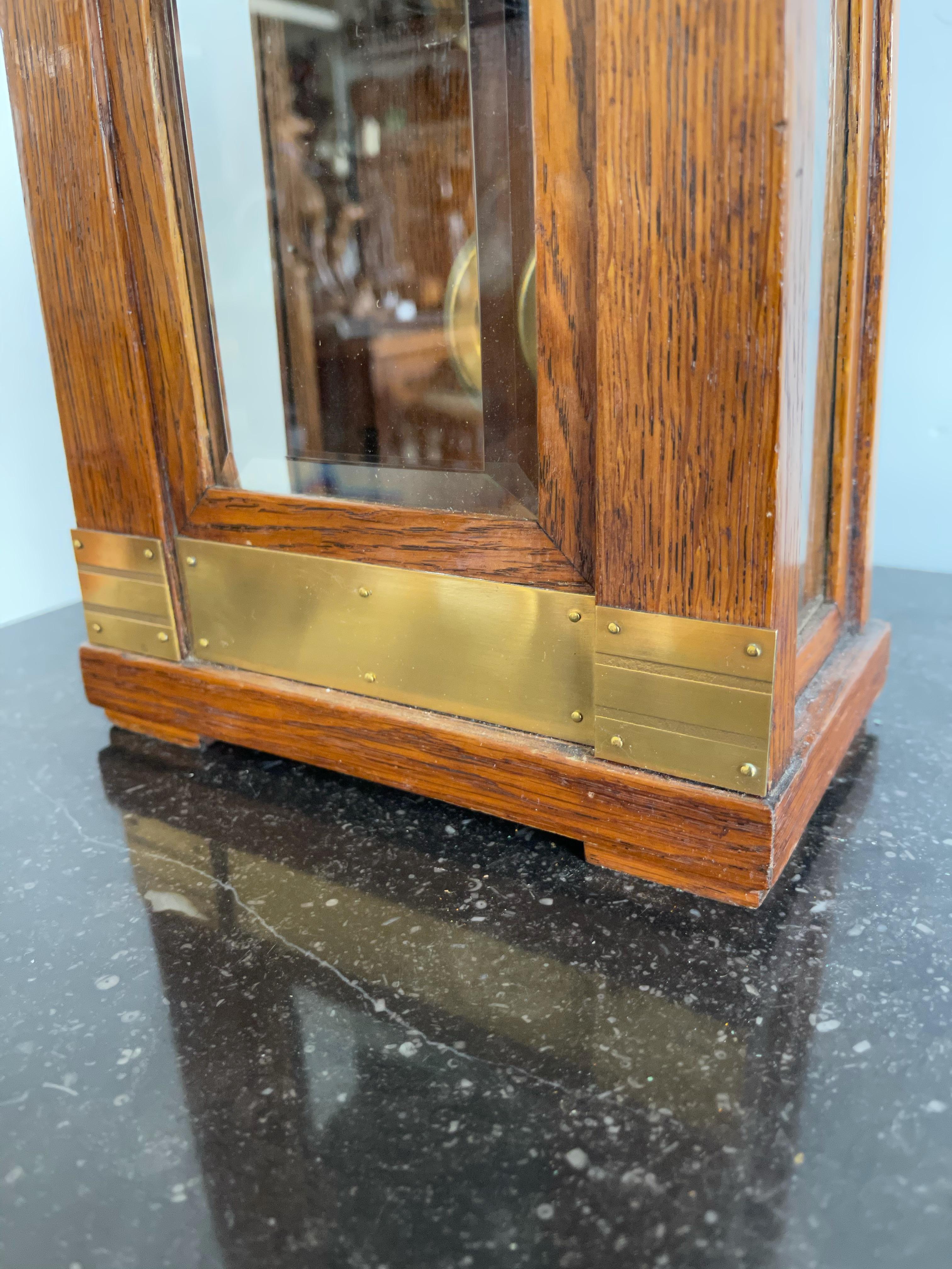 Arts & Crafts Brass & Wood Gustave Serrurier-Bovy Style Pendulum / Table Clock In Excellent Condition In Lisse, NL
