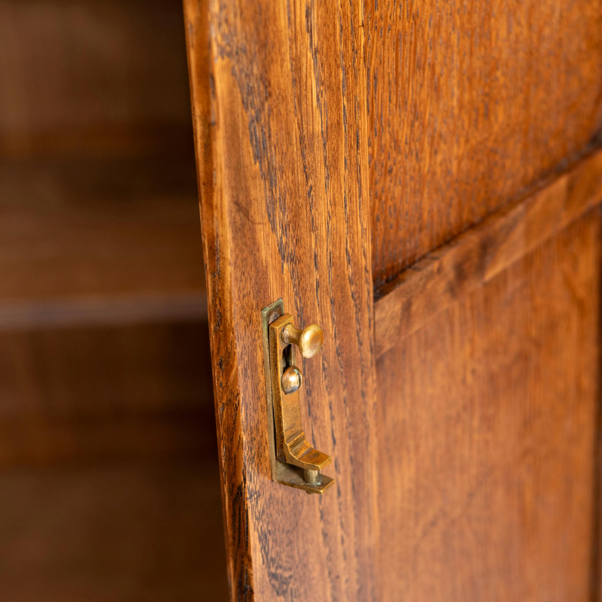 Arts and Crafts Breakfront Bookcase by Stanley Webb Davies, England circa 1925 For Sale 9