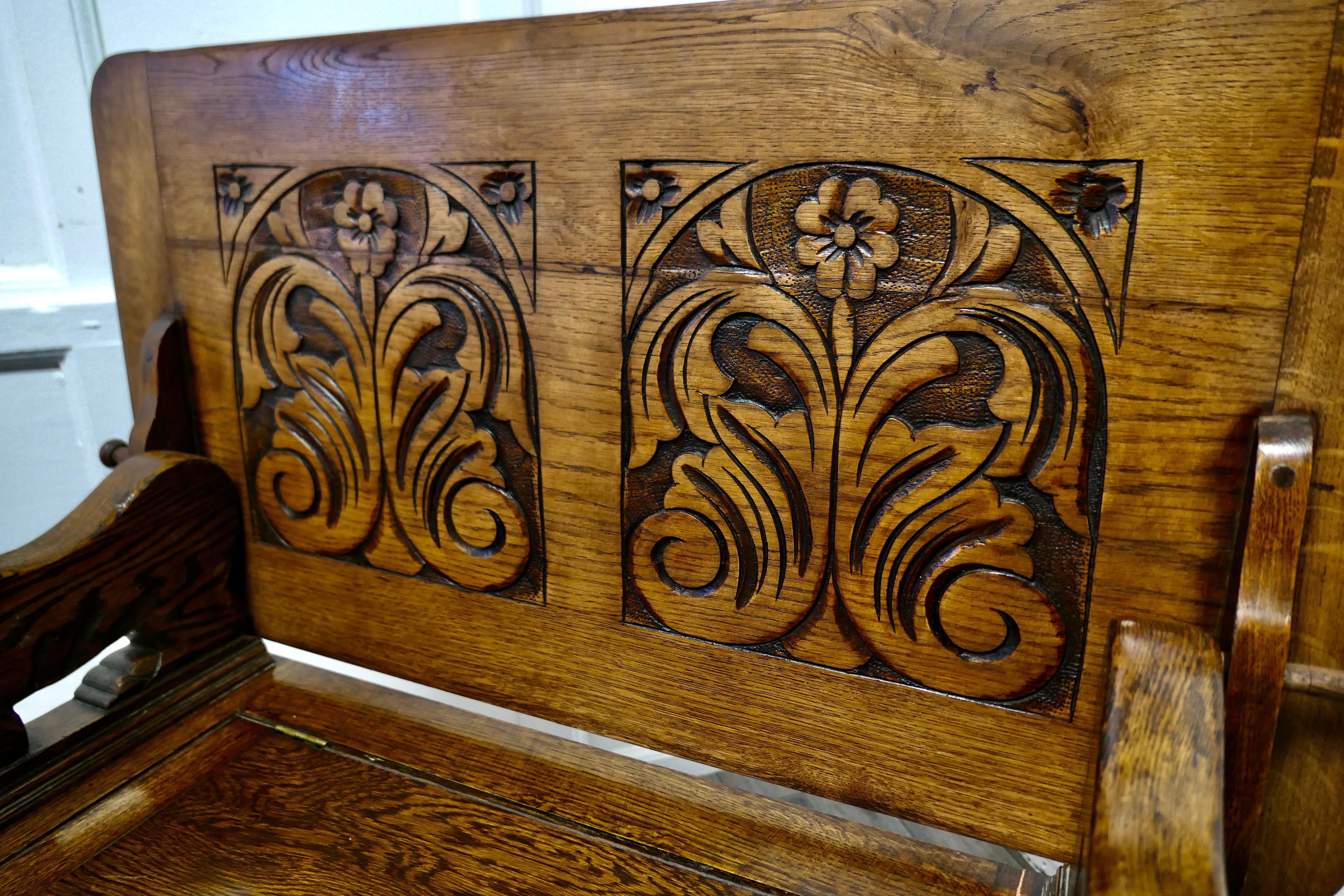 Arts & Crafts Carved Oak Monks Bench Settle, Hall Table. In Good Condition In Chillerton, Isle of Wight