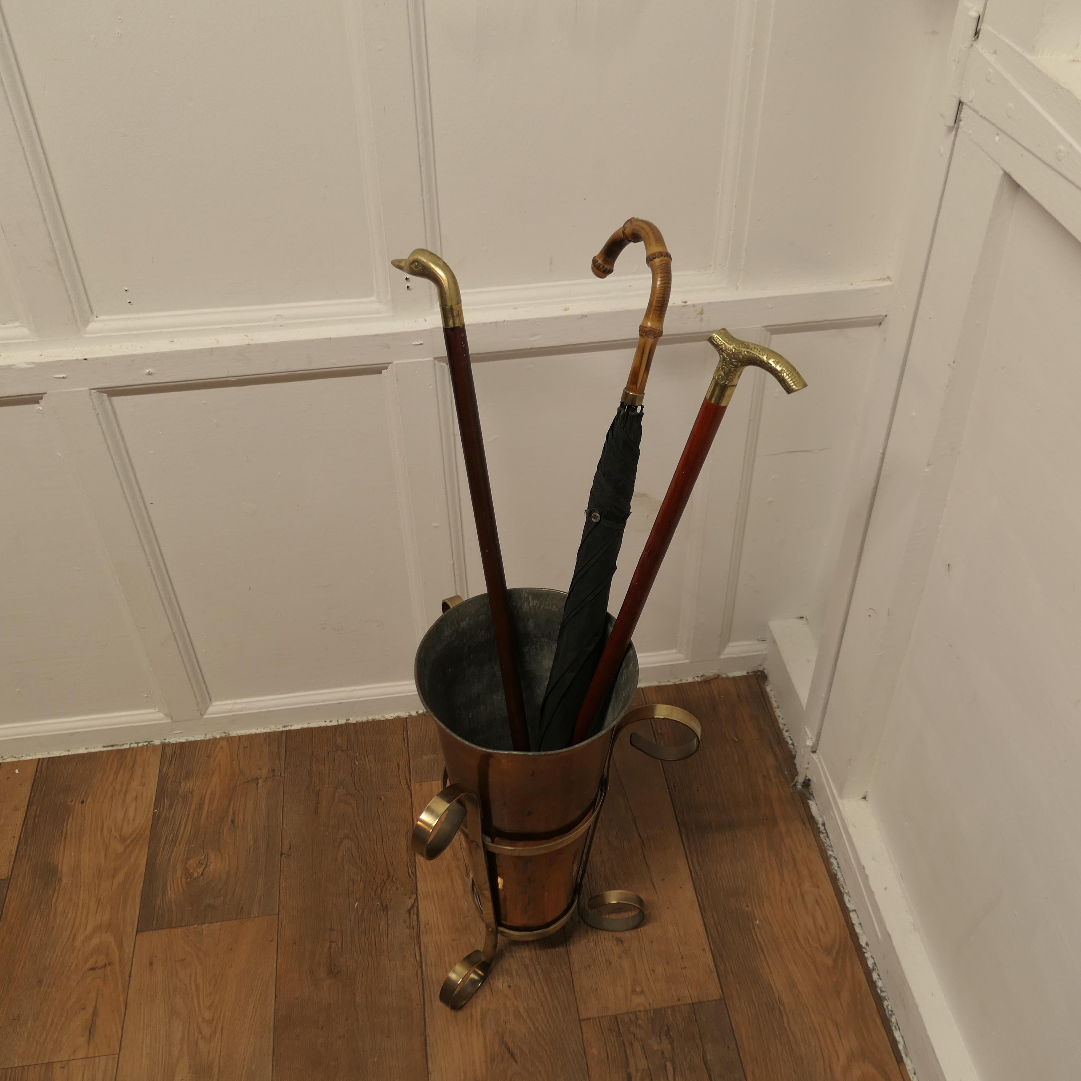 Arts and Crafts Copper and Brass Umbrella Stand  An unusual and attractive piece For Sale 3