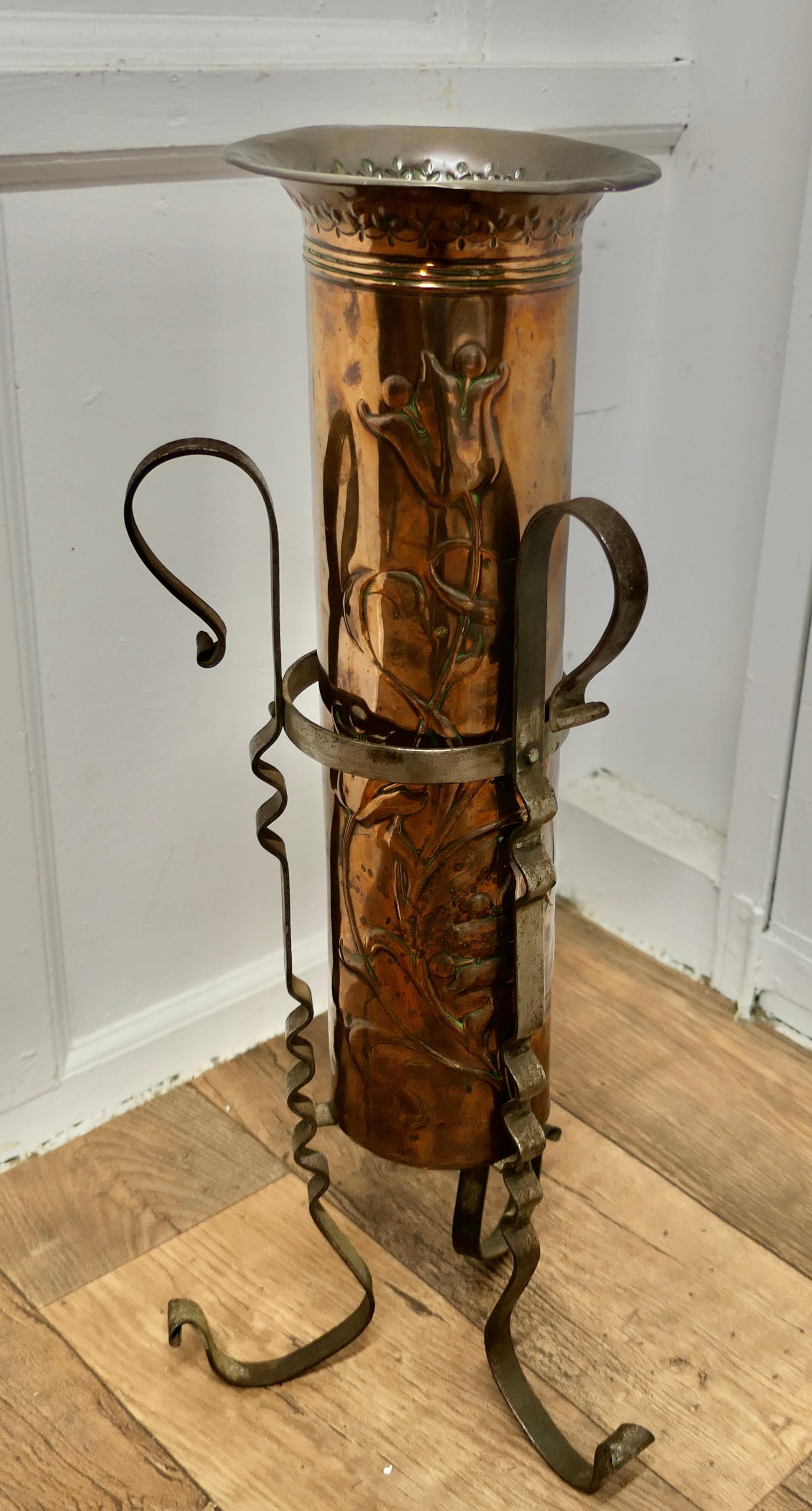 Arts and Crafts Copper and Iron Umbrella Stand  An unusual and attractive piece For Sale 2