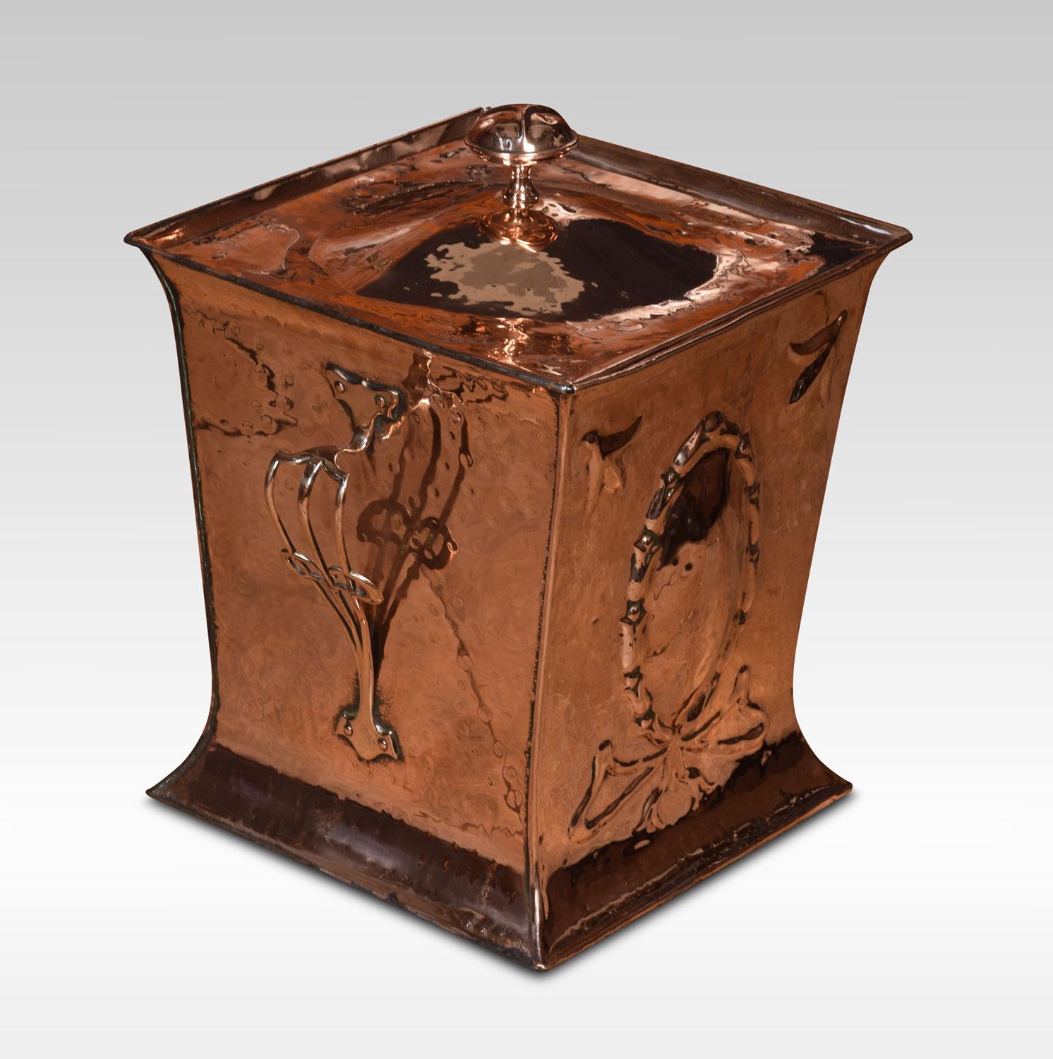Arts & Crafts copper coal bin and cover, of square form having central beaten motif retaining its original tin liner.
Dimensions
Height 18 inches
Width 17 inches
Depth 13.5 inches.