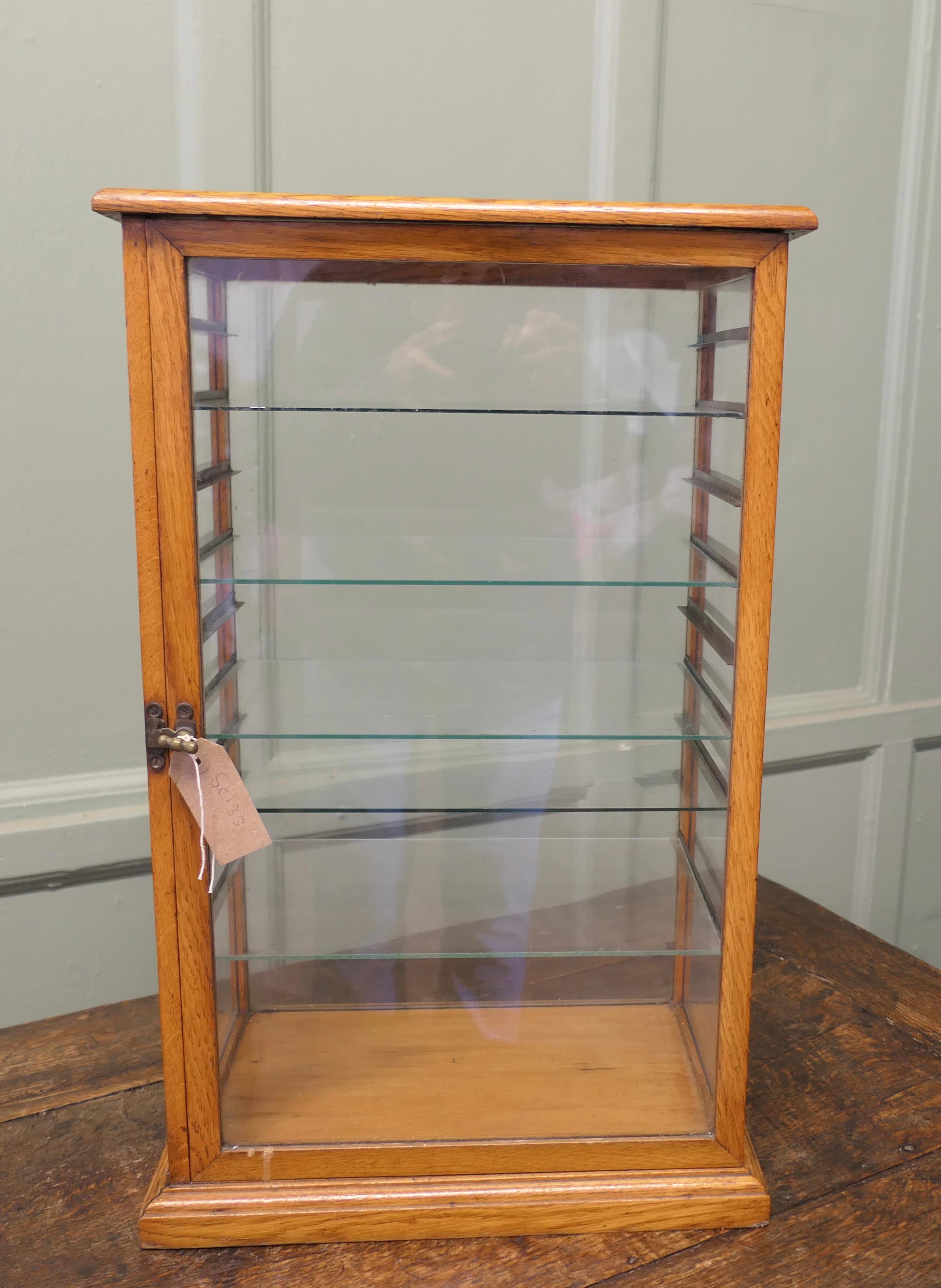 Arts and Crafts Counter Top Shop Display Cabinet, Watches, Jewellery In Good Condition For Sale In Godshill, Isle of Wight