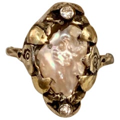 Arts & Crafts Early 1900s Freshwater Pearl Floral Motif 14 Karat Gold Ring