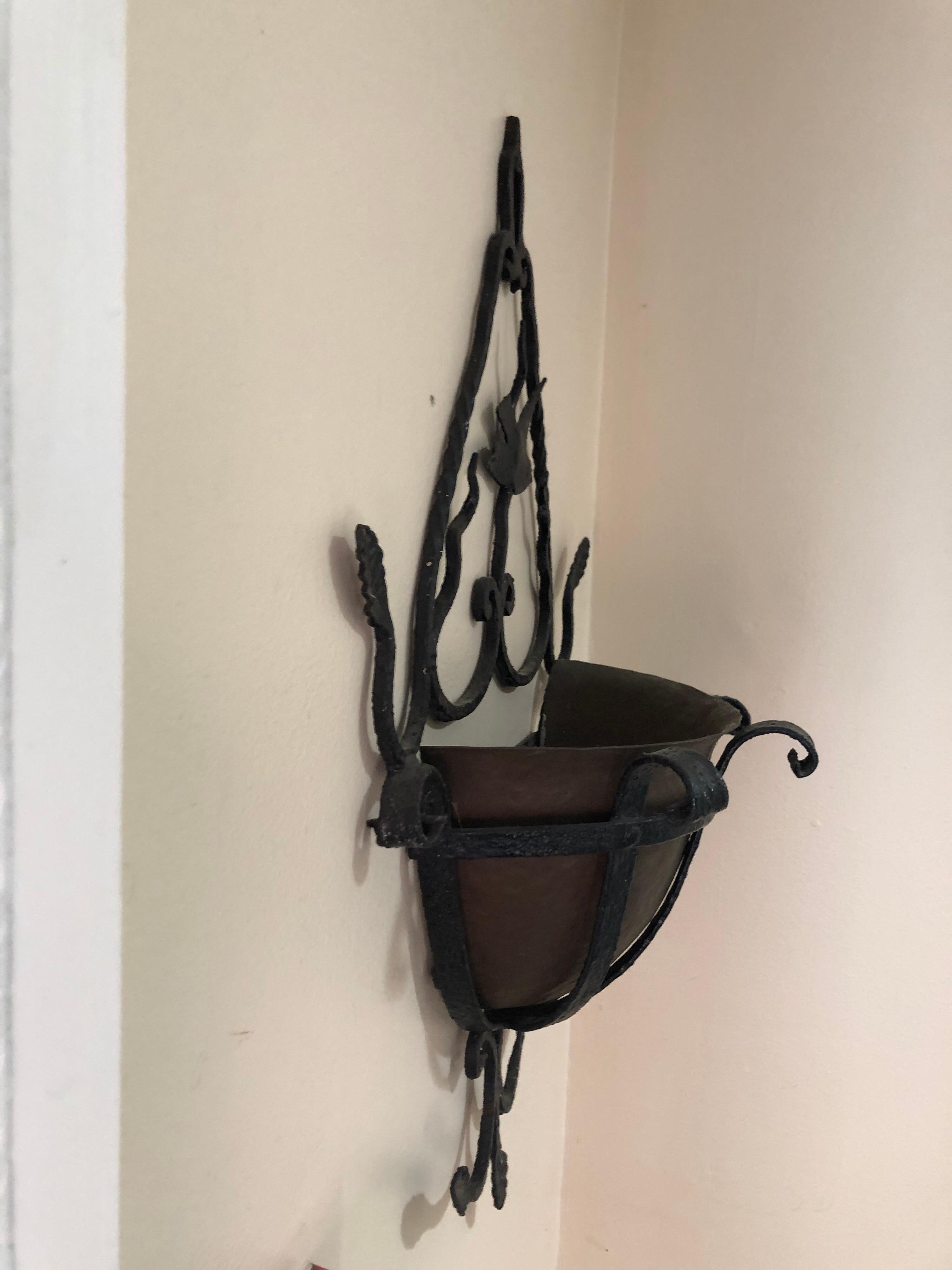 Arts & Crafts Early Wrought Iron Wall Planter with Copper Liner For Sale 12