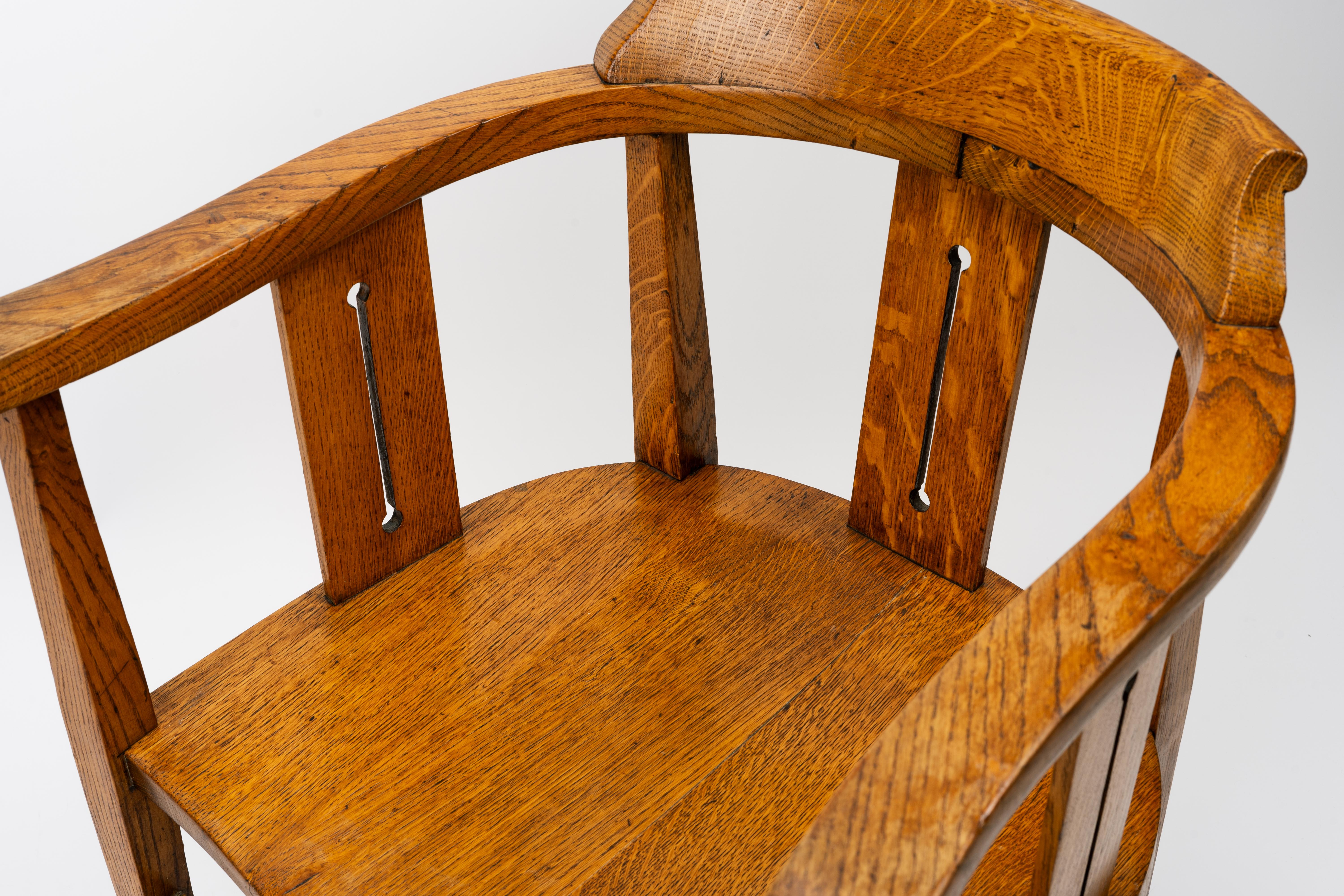 Arts and Crafts English Oak Shapland and Petter Armchair For Sale 1