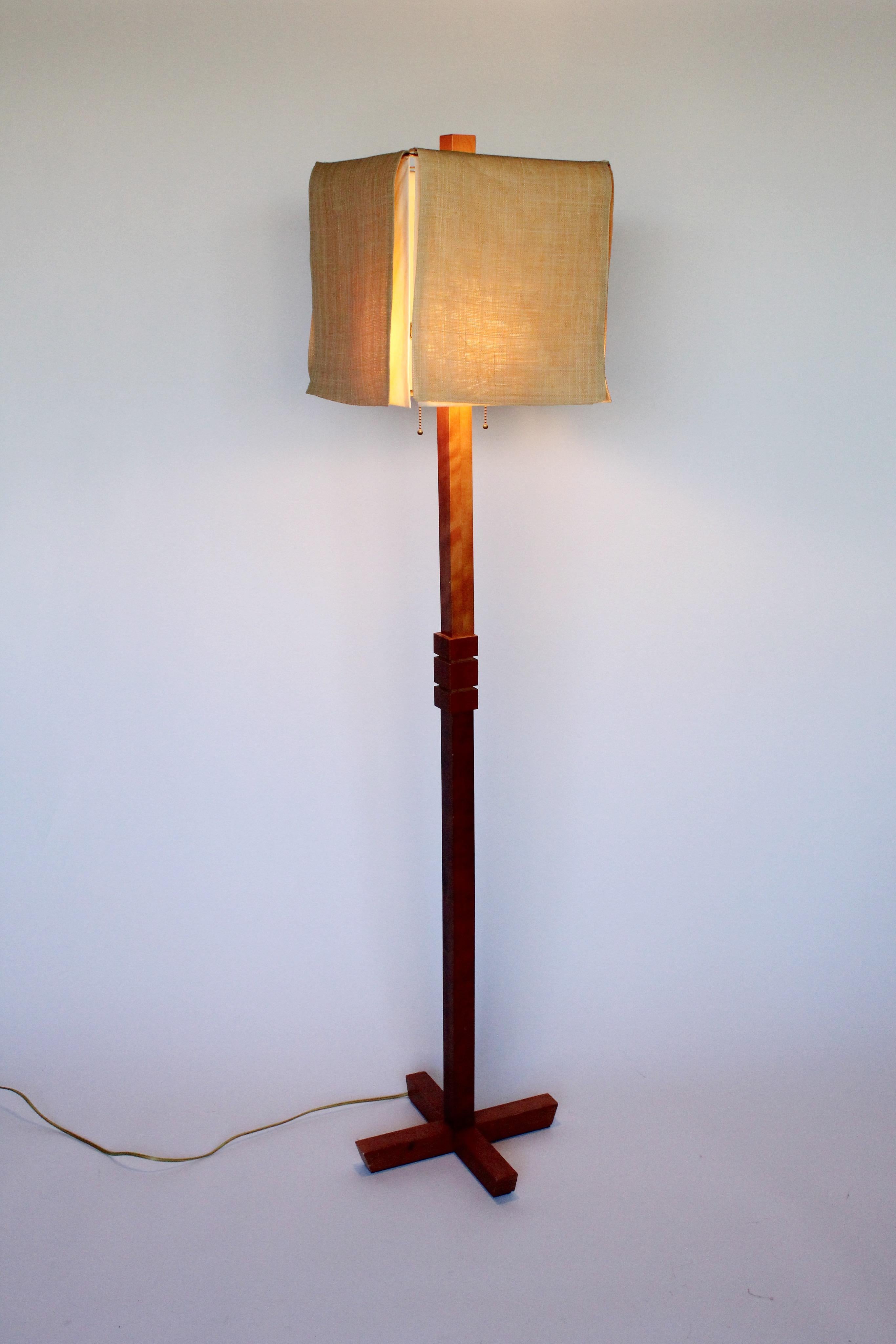 Arts & Crafts Floor Lamp in the Style of Frank Lloyd Wright 1