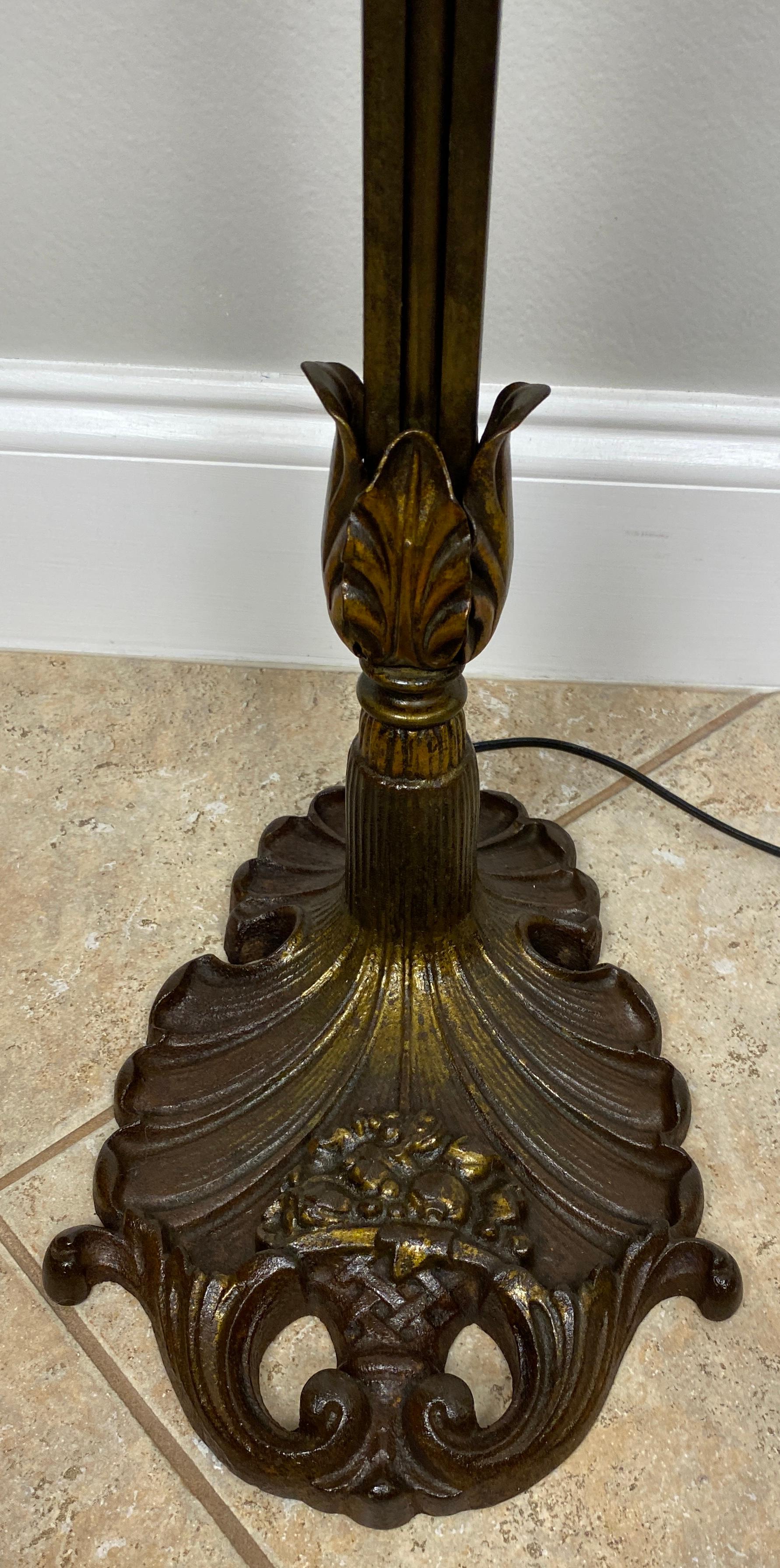 Arts and Crafts Floor Lamp with Original Mica Shade and Table Top, Crest & Co. For Sale 7
