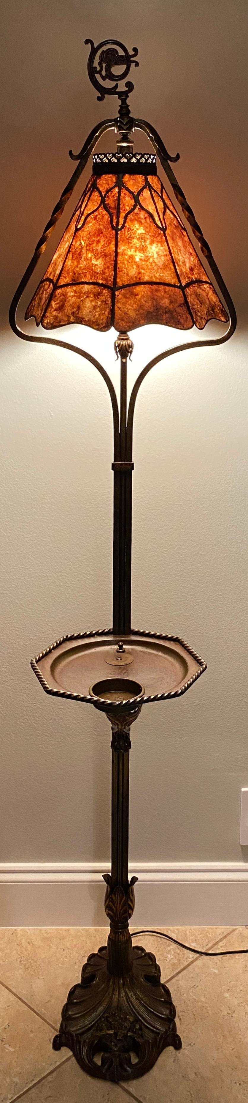 Arts and Crafts Floor Lamp with Original Mica Shade and Table Top, Crest & Co. For Sale 11