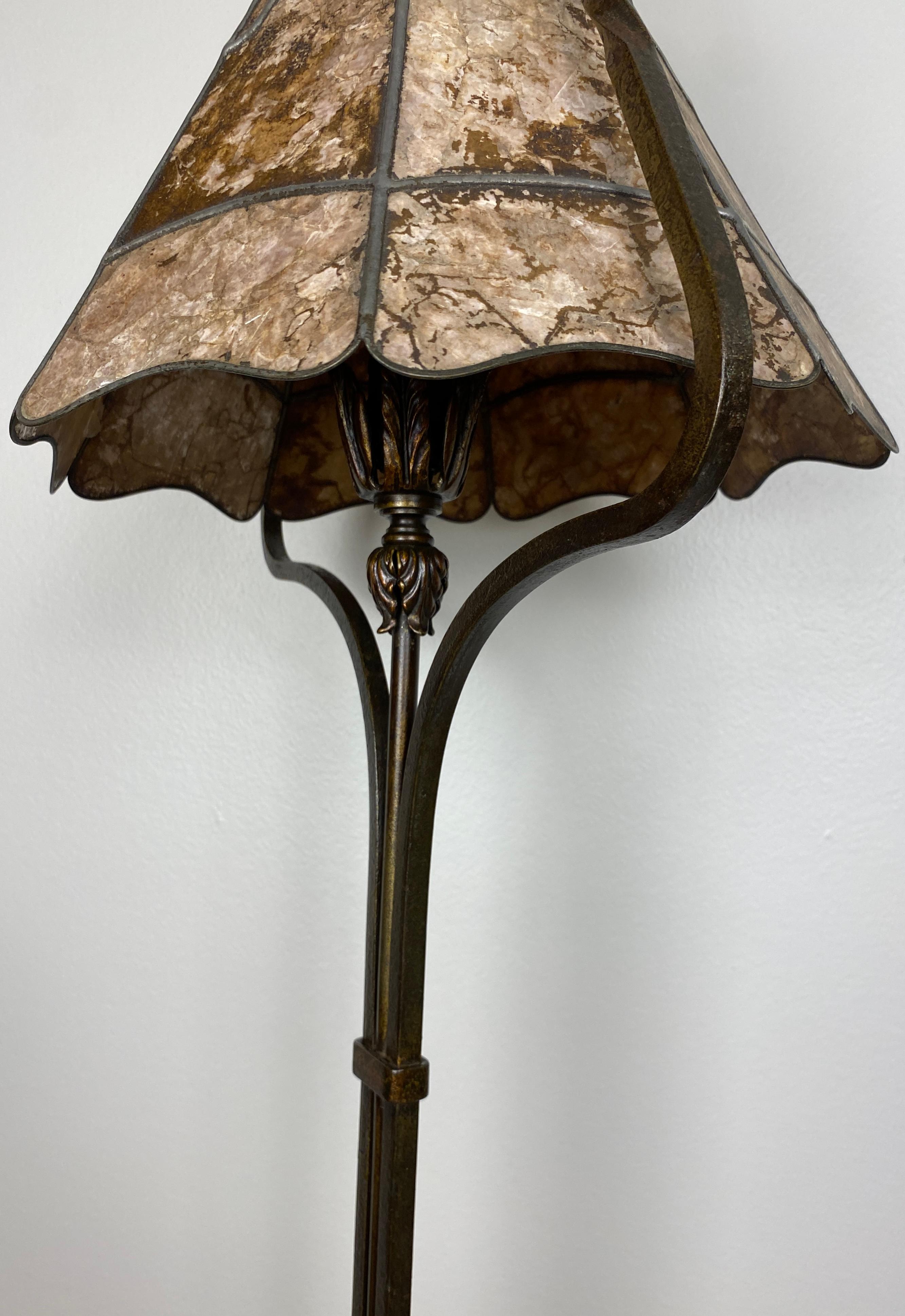 Iron Arts and Crafts Floor Lamp with Original Mica Shade and Table Top, Crest & Co. For Sale