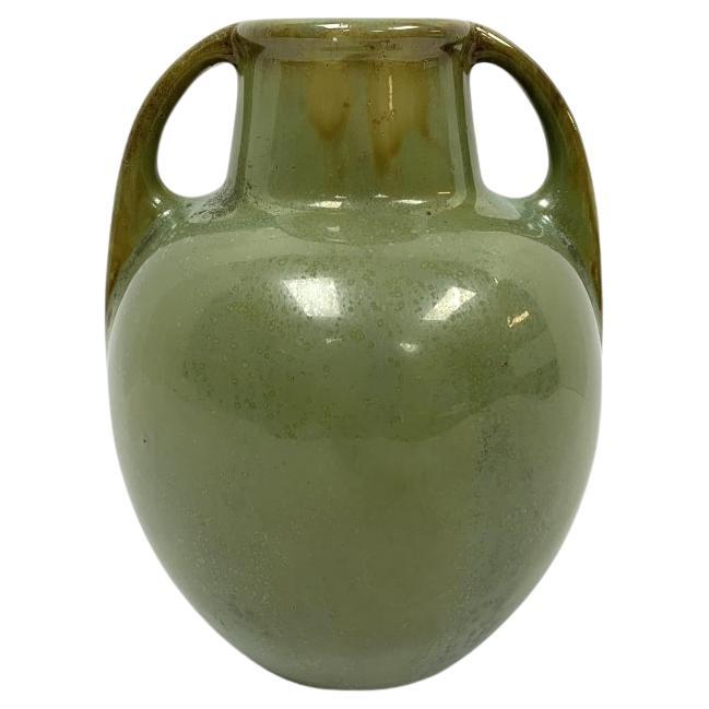 Américain Arts et métiers Fulper  Vase Dual Handle Pottery (1917-1927) en vente