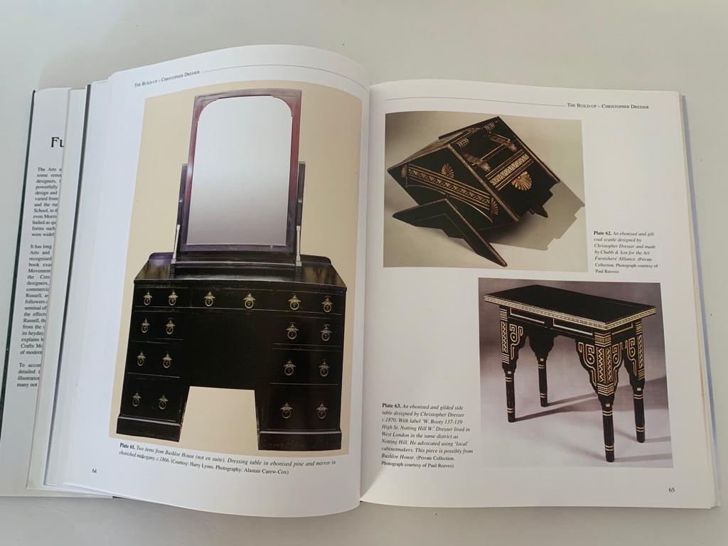 Arts and Crafts-Möbel, John Andrews (Papier) im Angebot
