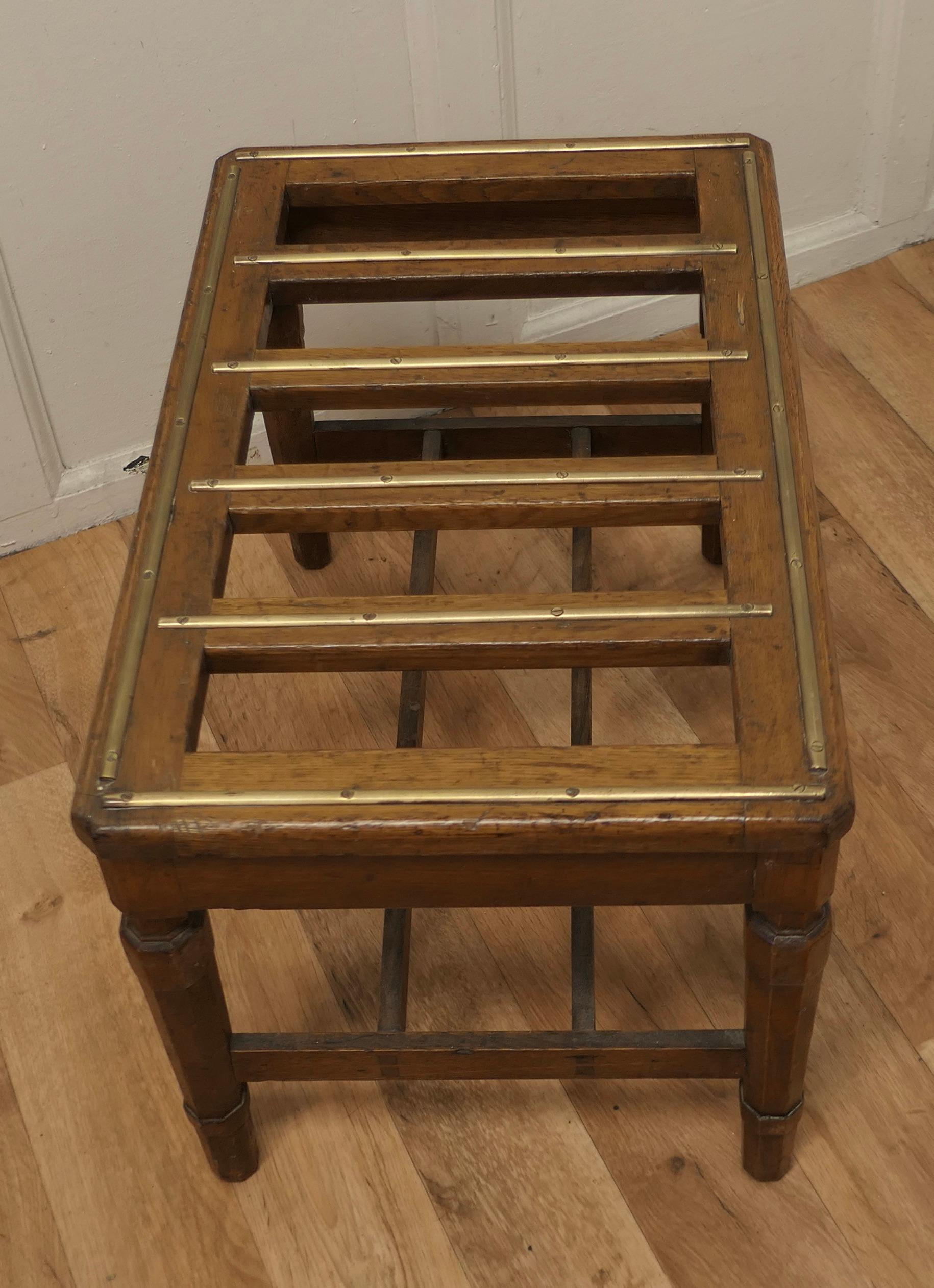 Arts and Crafts Golden Oak and Brass Luggage Rack, Suitcase Stand    For Sale 5