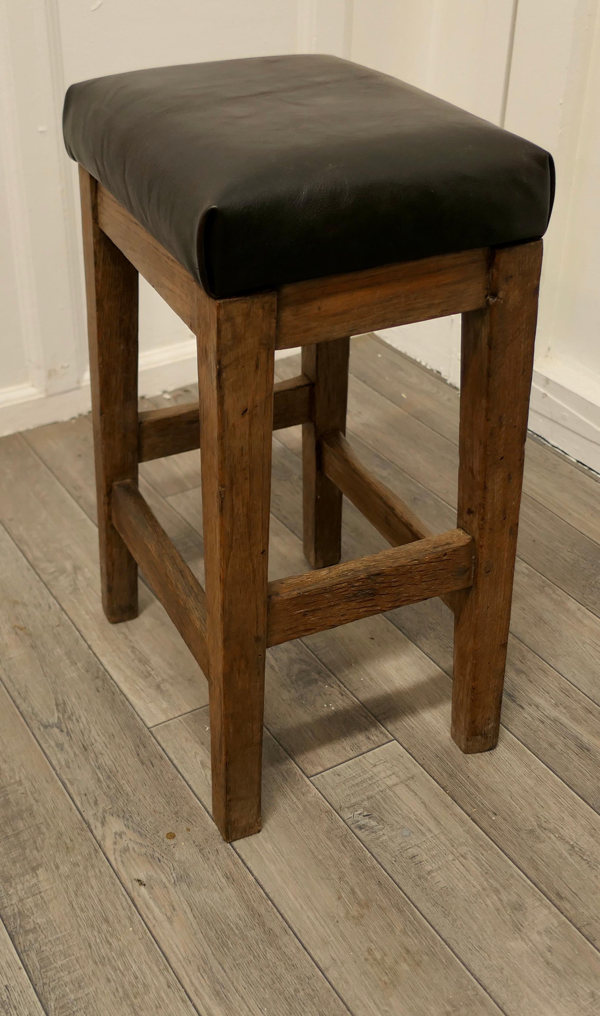 Arts and Crafts Golden Oak and Leather Stool    For Sale 3