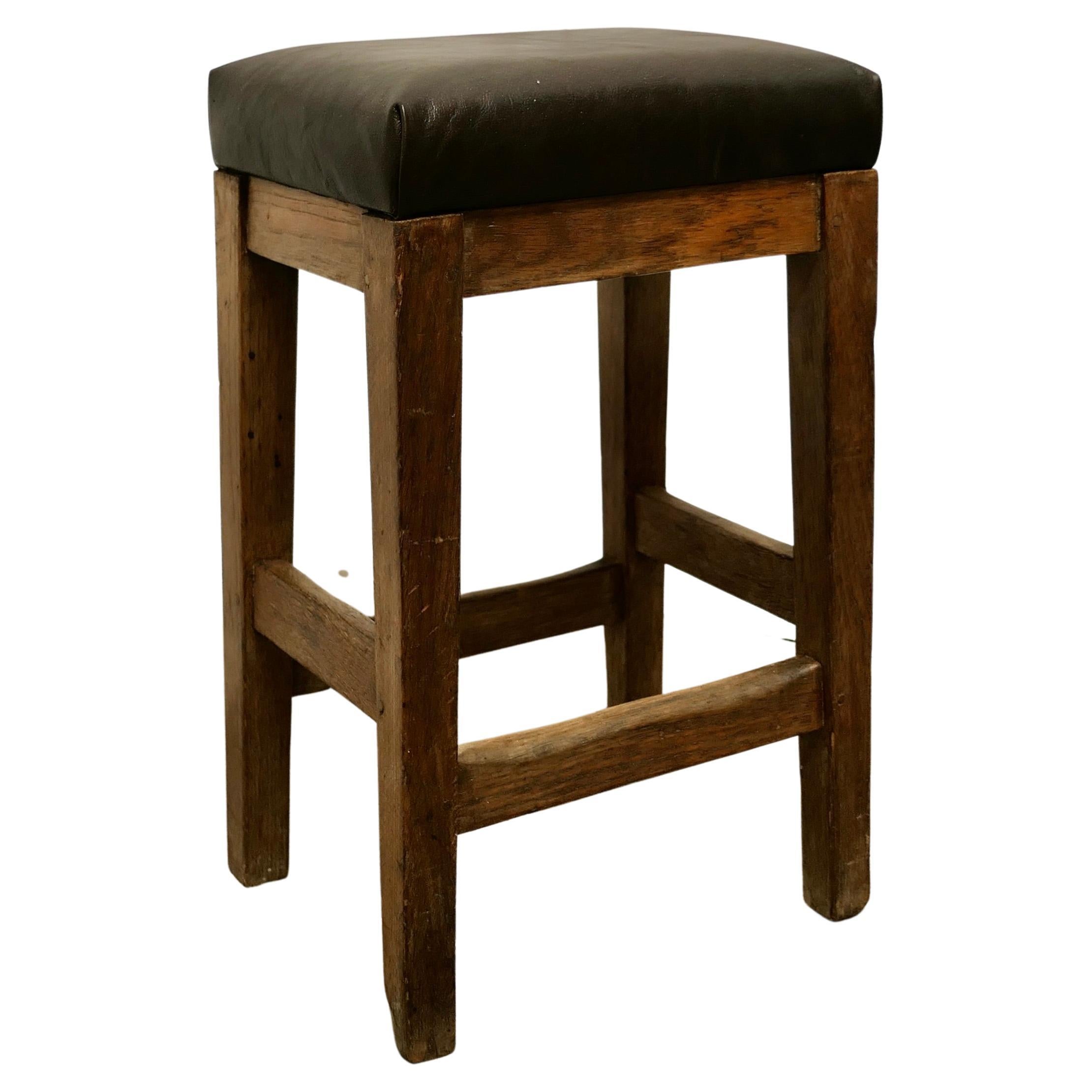 Arts and Crafts Golden Oak and Leather Stool   