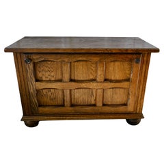 Gabinete de Música Arts and Crafts Roble Dorado Canterbury