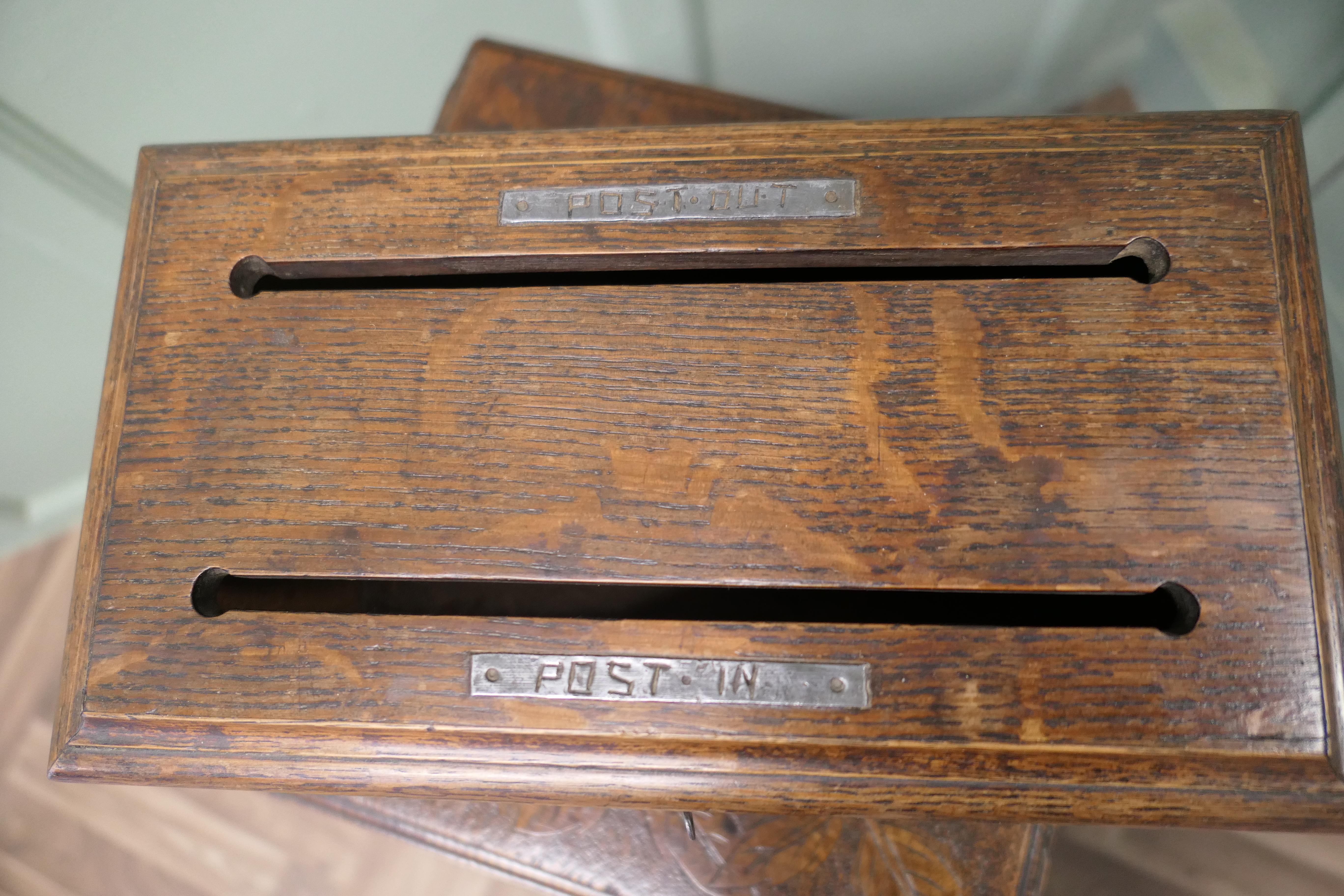 Arts and Crafts Golden Oak Correspondence, Post or Letter Box In Good Condition For Sale In Godshill, Isle of Wight