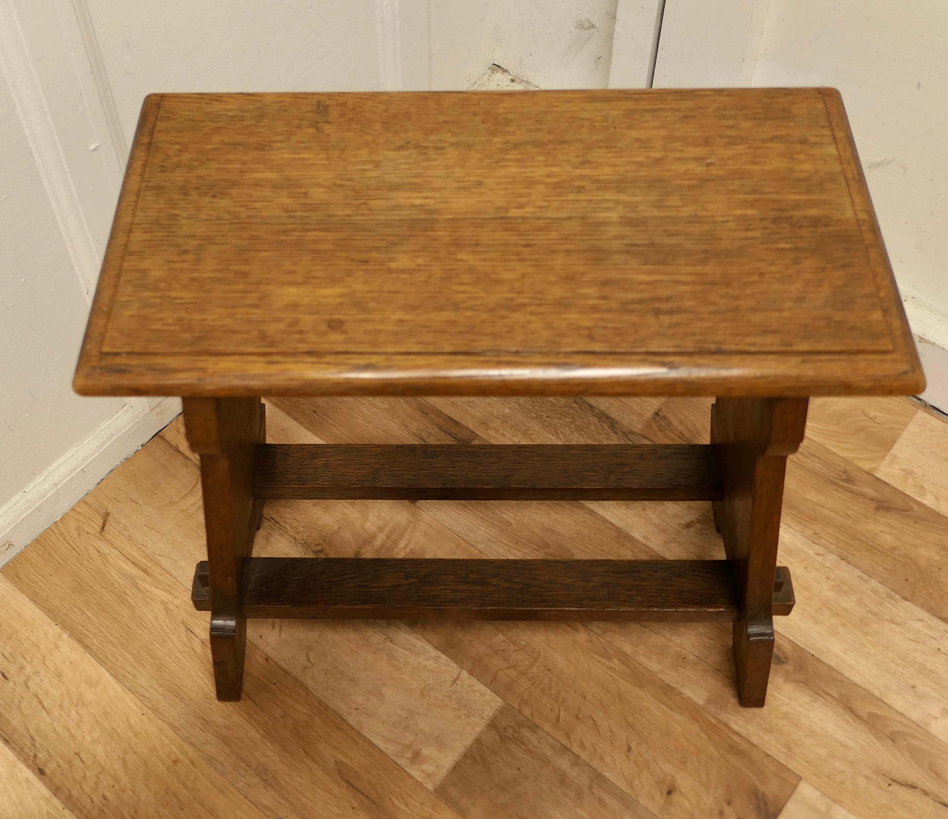 Arts and Crafts Golden Oak Joint Stool 3