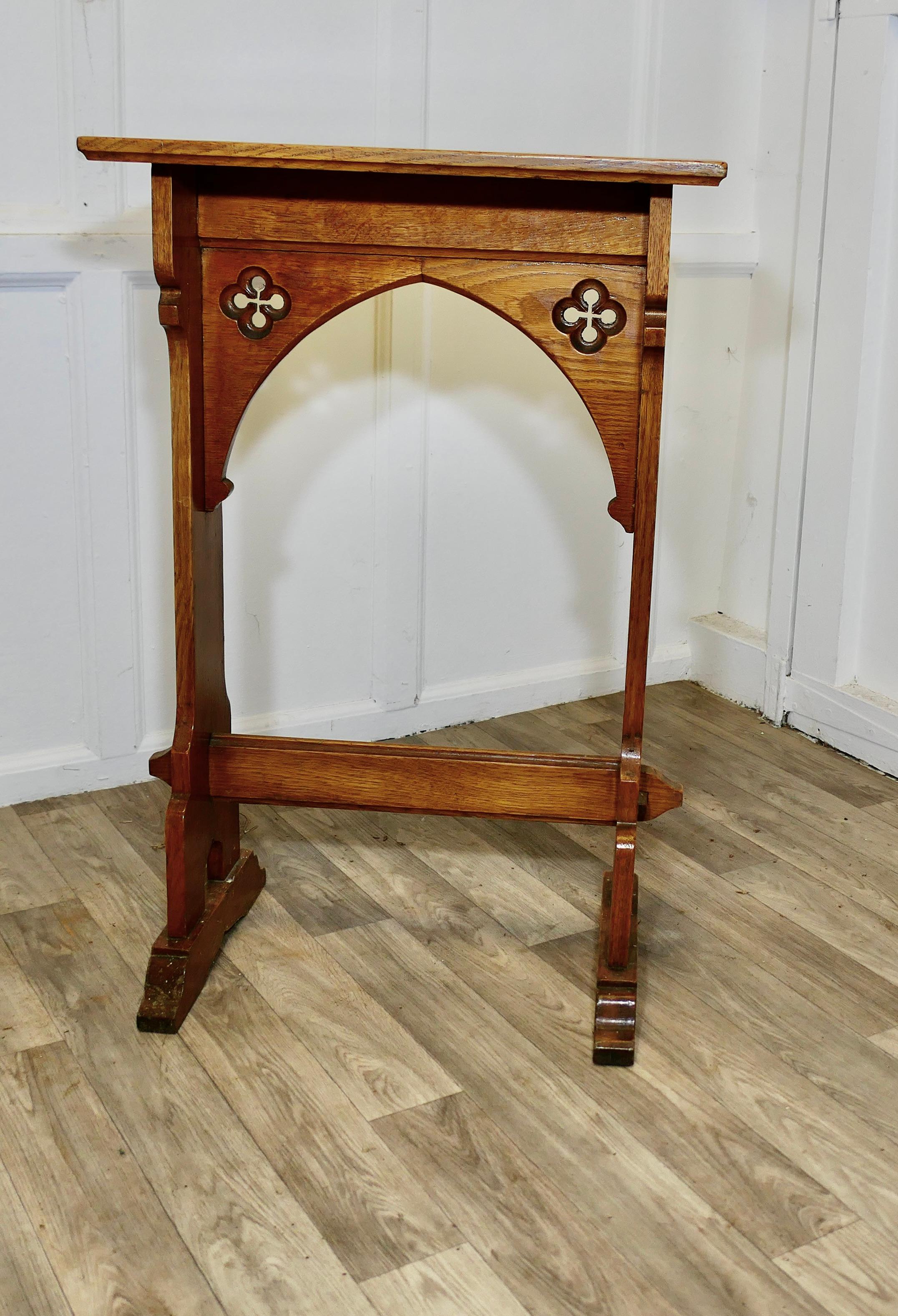 Arts and Crafts Golden Oak Podium, Restaurant Reception Greeter 


This piece is  beautiful colour of Golden Oak, it is an Arts and Crafts Reading stand, the top of the desk is flat and that will work well as reception desk without taking up too