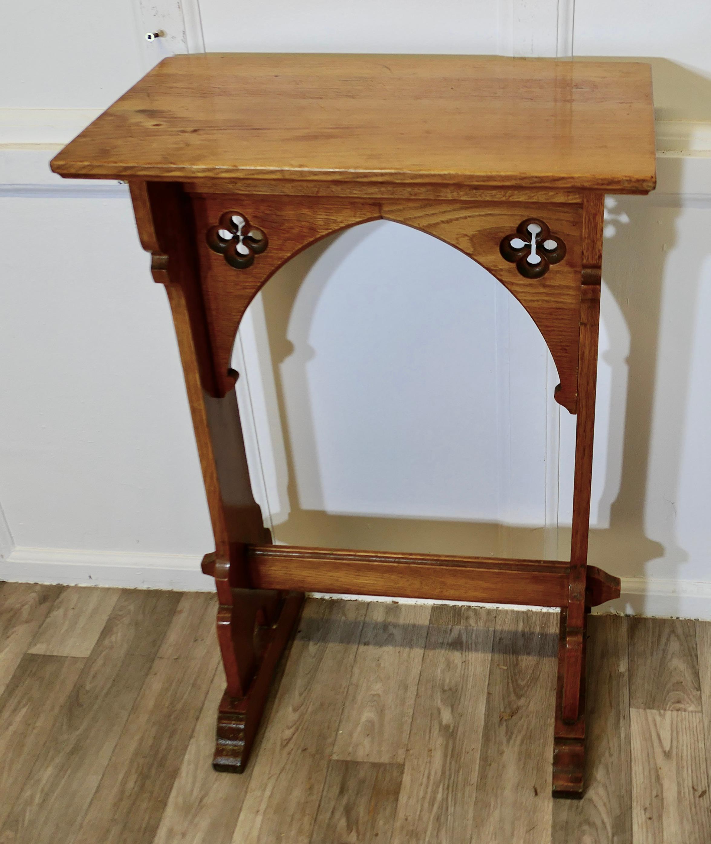 Arts and Crafts Golden Oak Podium, Restaurant Reception Greeter 4